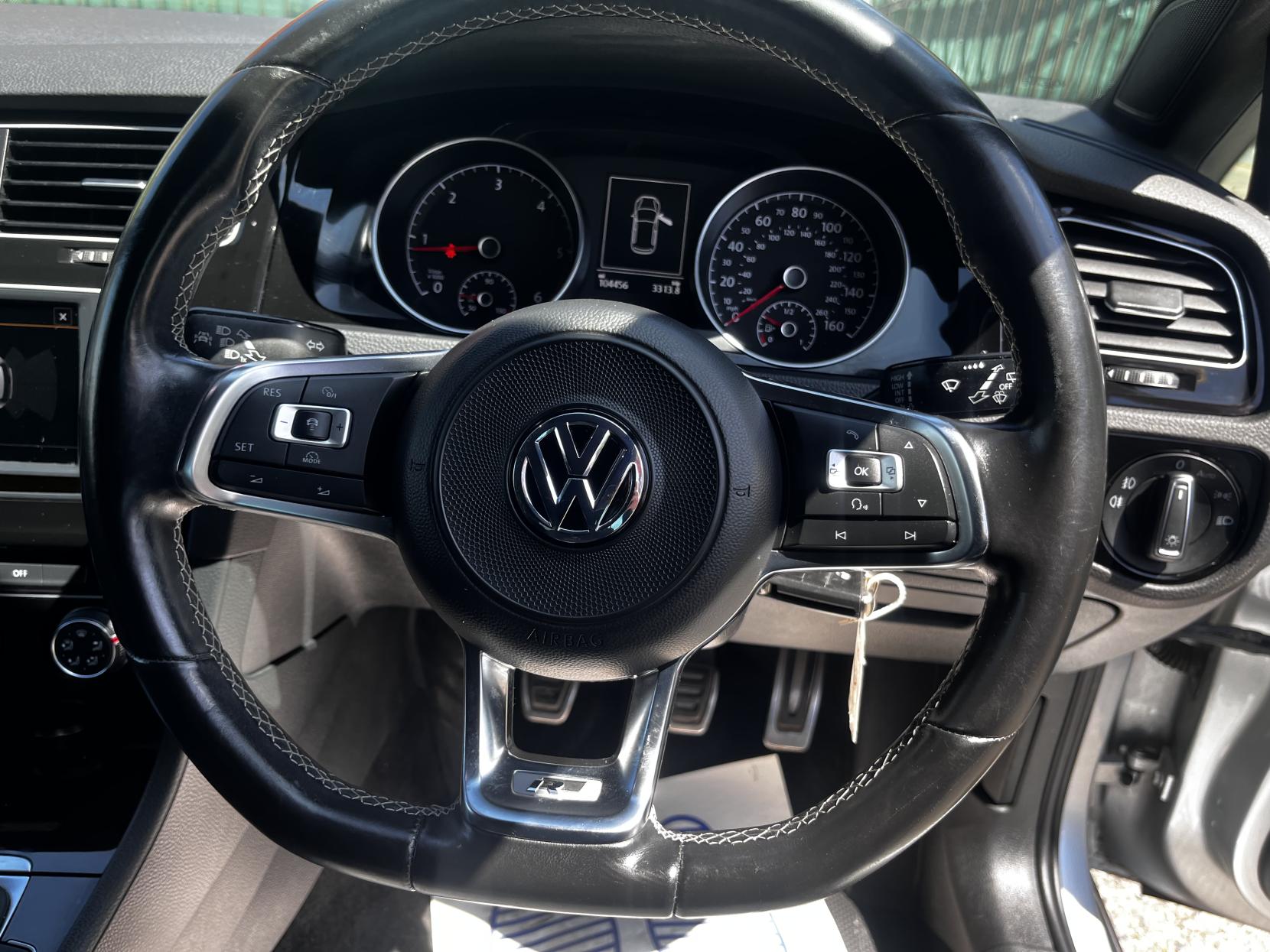 Volkswagen Golf 2.0 TDI BlueMotion Tech R-Line Hatchback 5dr Diesel Manual Euro 6 (s/s) (150 ps)