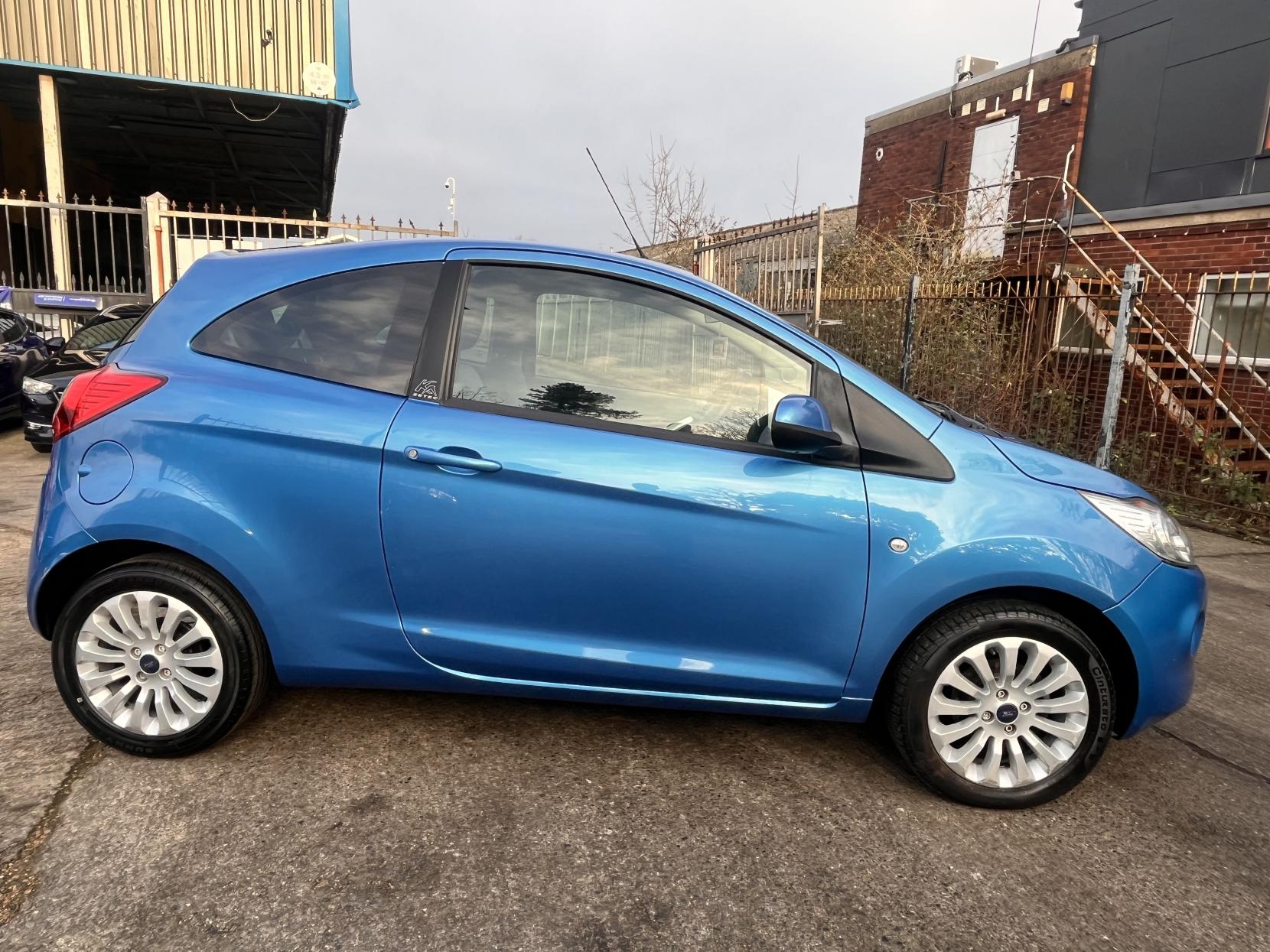 Ford Ka 1.2 Zetec Hatchback 3dr Petrol Manual Euro 5 (s/s) (69 ps)