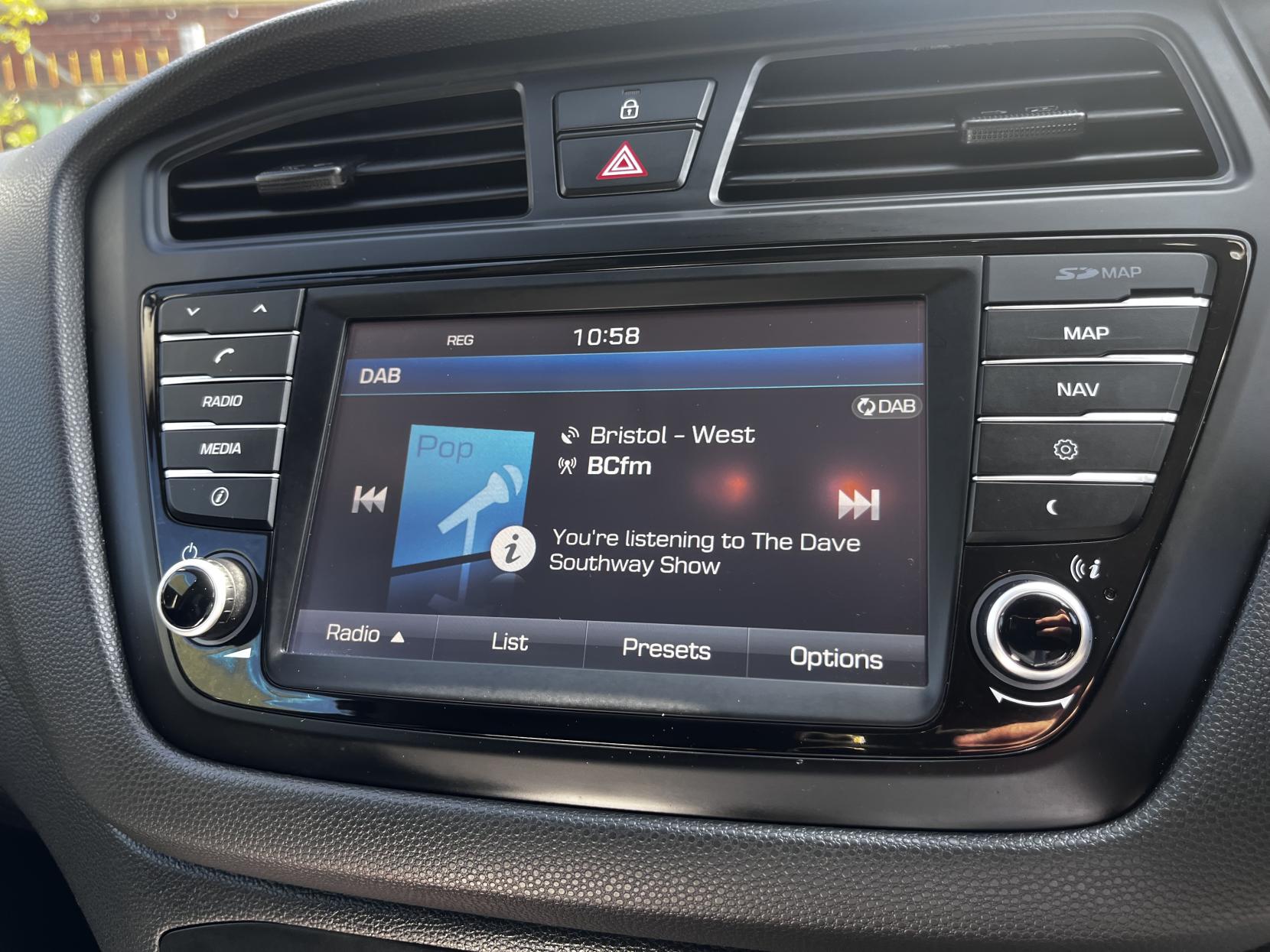Hyundai i20 1.0 T-GDi Premium Nav Hatchback 5dr Petrol Manual Euro 6 (s/s) (120 ps)