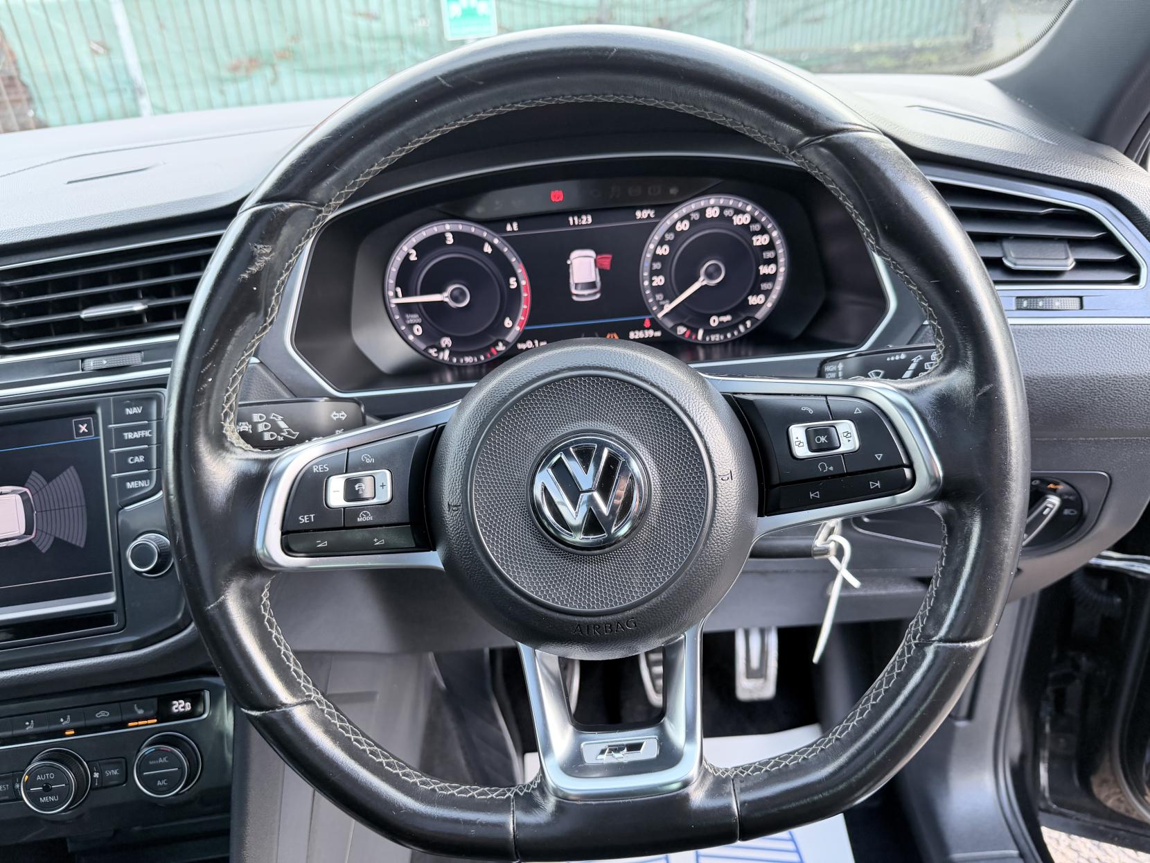 Volkswagen Tiguan 2.0 TDI BlueMotion Tech R-Line SUV 5dr Diesel Manual 4Motion Euro 6 (s/s) (150 ps)