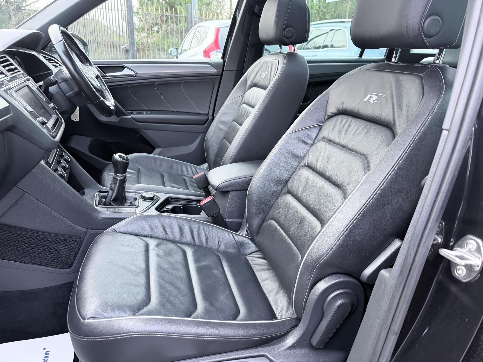 Volkswagen Tiguan 2.0 TDI BlueMotion Tech R-Line SUV 5dr Diesel Manual 4Motion Euro 6 (s/s) (150 ps)