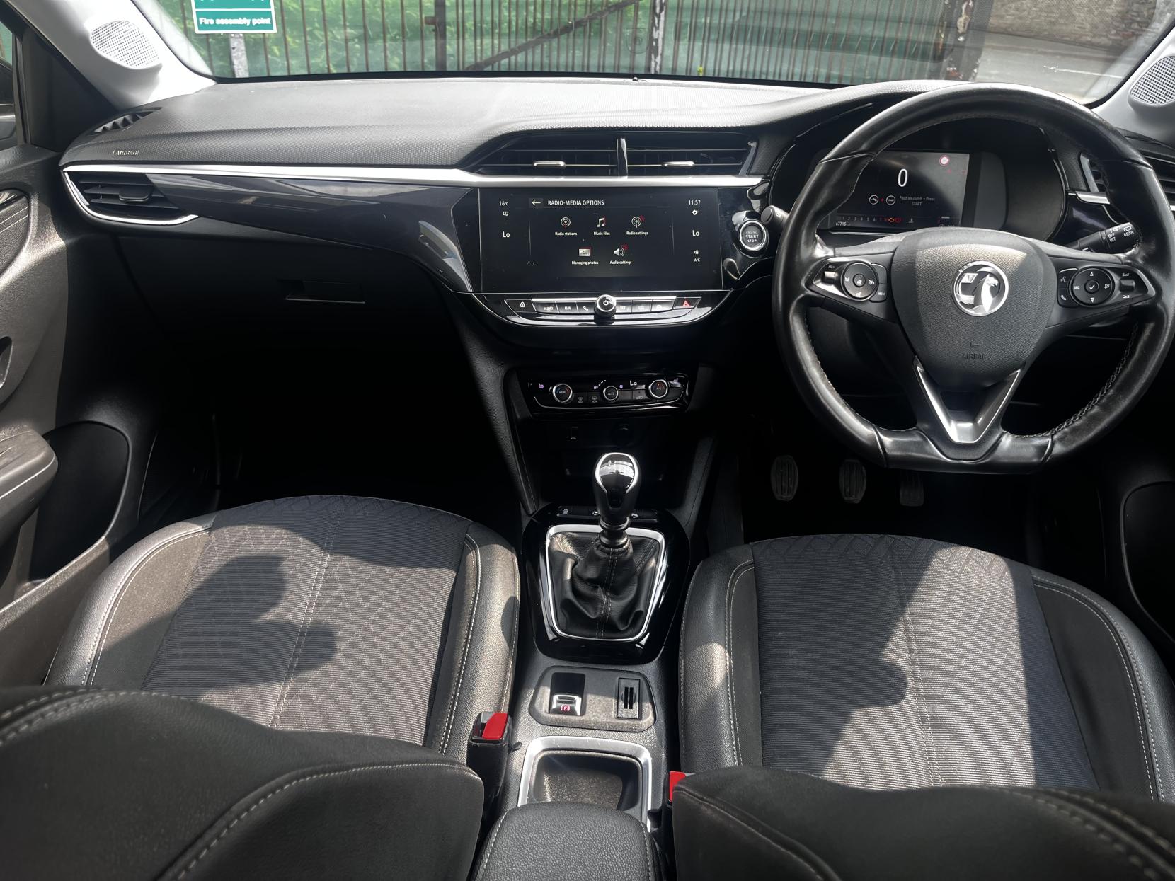 Vauxhall Corsa 1.2 Turbo Elite Nav Premium Hatchback 5dr Petrol Manual Euro 6 (s/s) (100 ps)