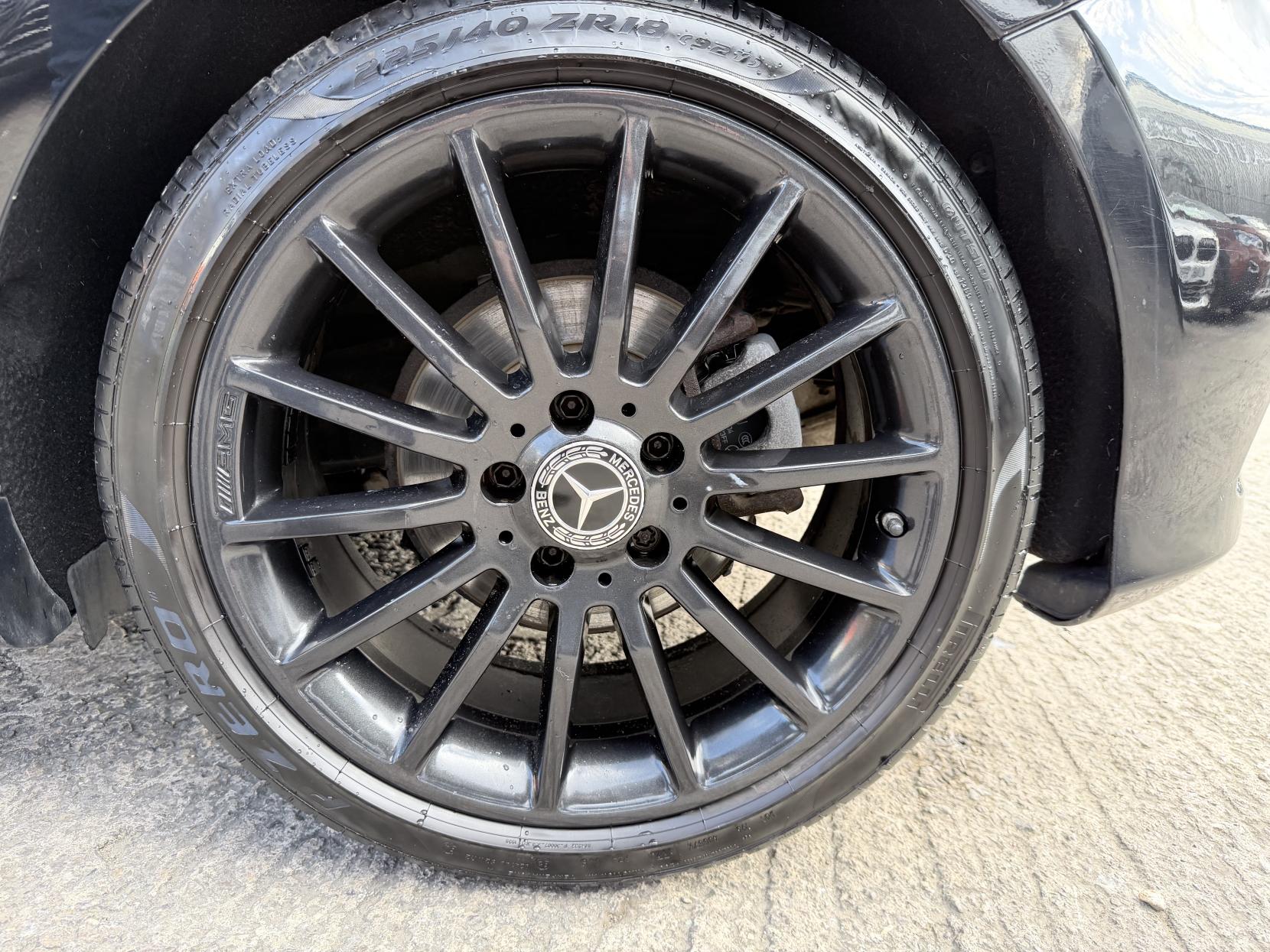 Mercedes-Benz A Class 1.6 A200 AMG Line (Premium Plus) Hatchback 5dr Petrol 7G-DCT Euro 6 (s/s) (156 ps)