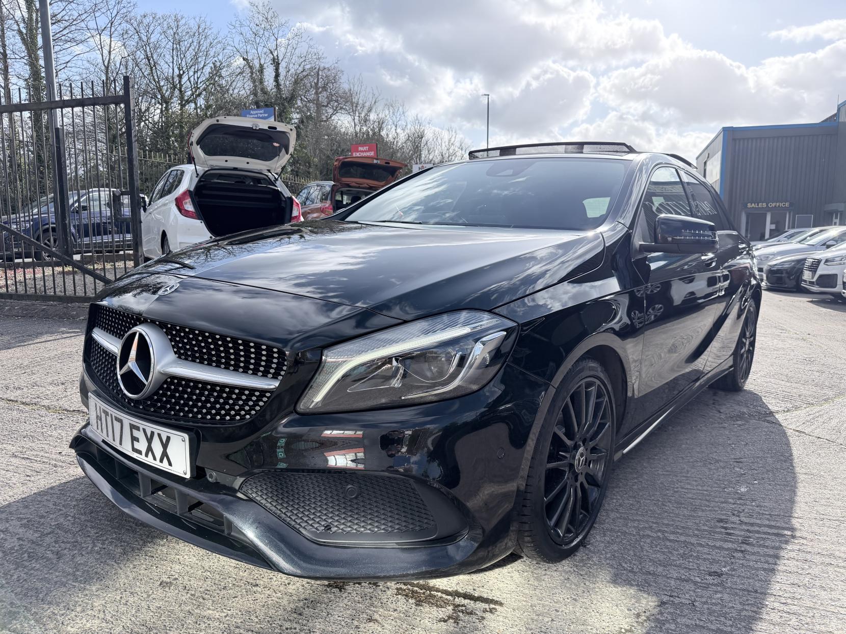 Mercedes-Benz A Class 1.6 A200 AMG Line (Premium Plus) Hatchback 5dr Petrol 7G-DCT Euro 6 (s/s) (156 ps)