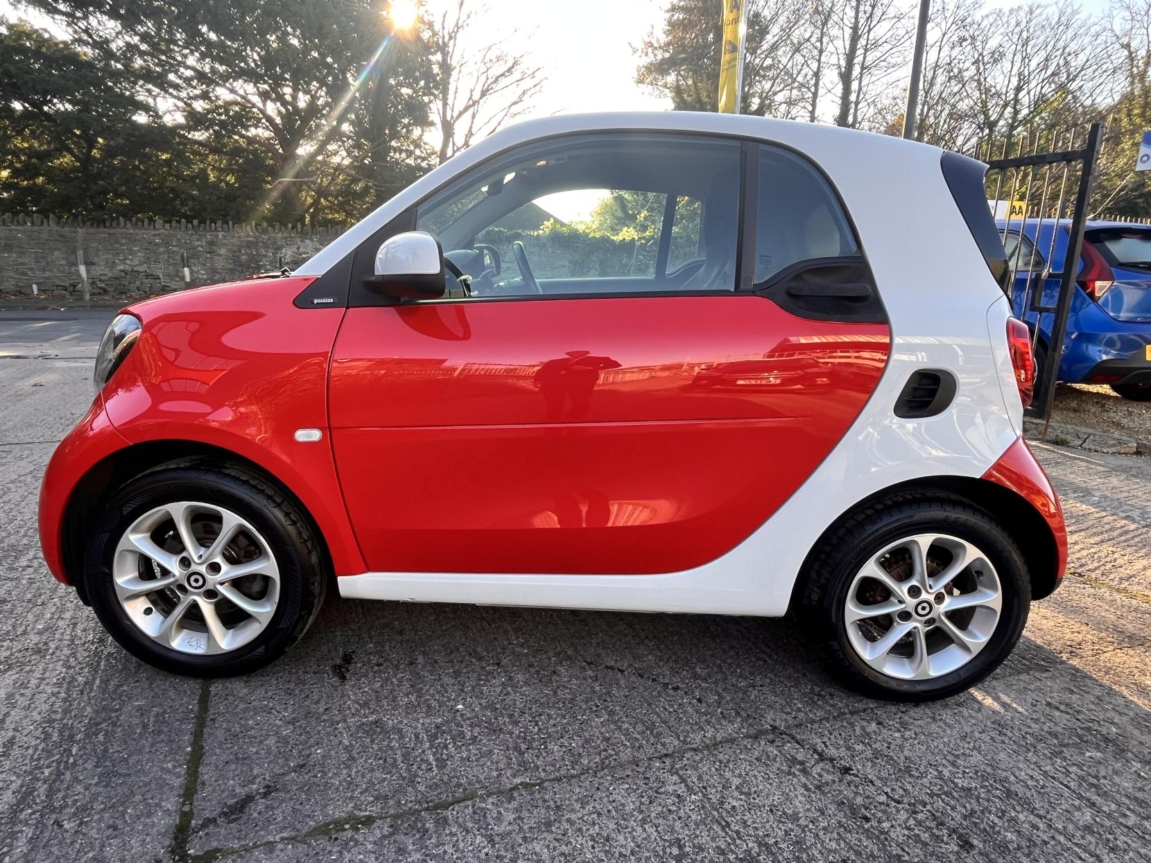 Smart fortwo 1.0 Passion Coupe 2dr Petrol Twinamic Euro 6 (s/s) (71 ps)