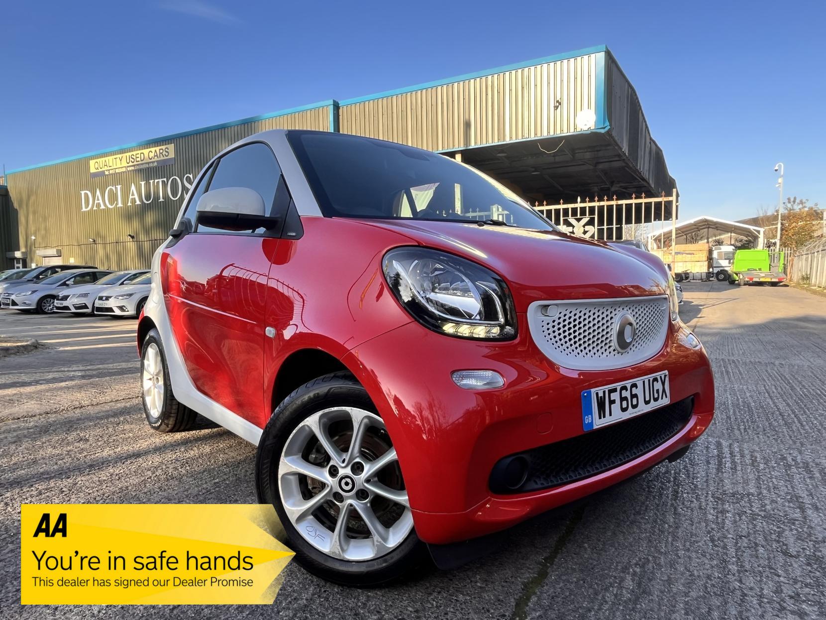 Smart fortwo 1.0 Passion Coupe 2dr Petrol Twinamic Euro 6 (s/s) (71 ps)