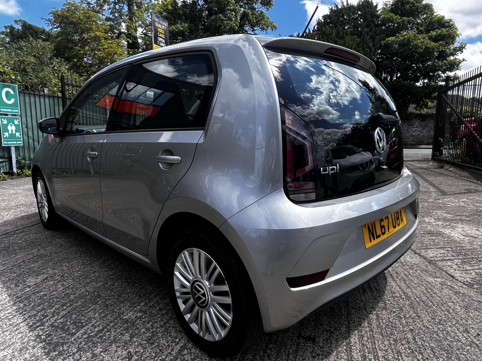 Volkswagen up! 1.0 Move up! Hatchback 5dr Petrol Manual Euro 6 (s/s) (60 ps)