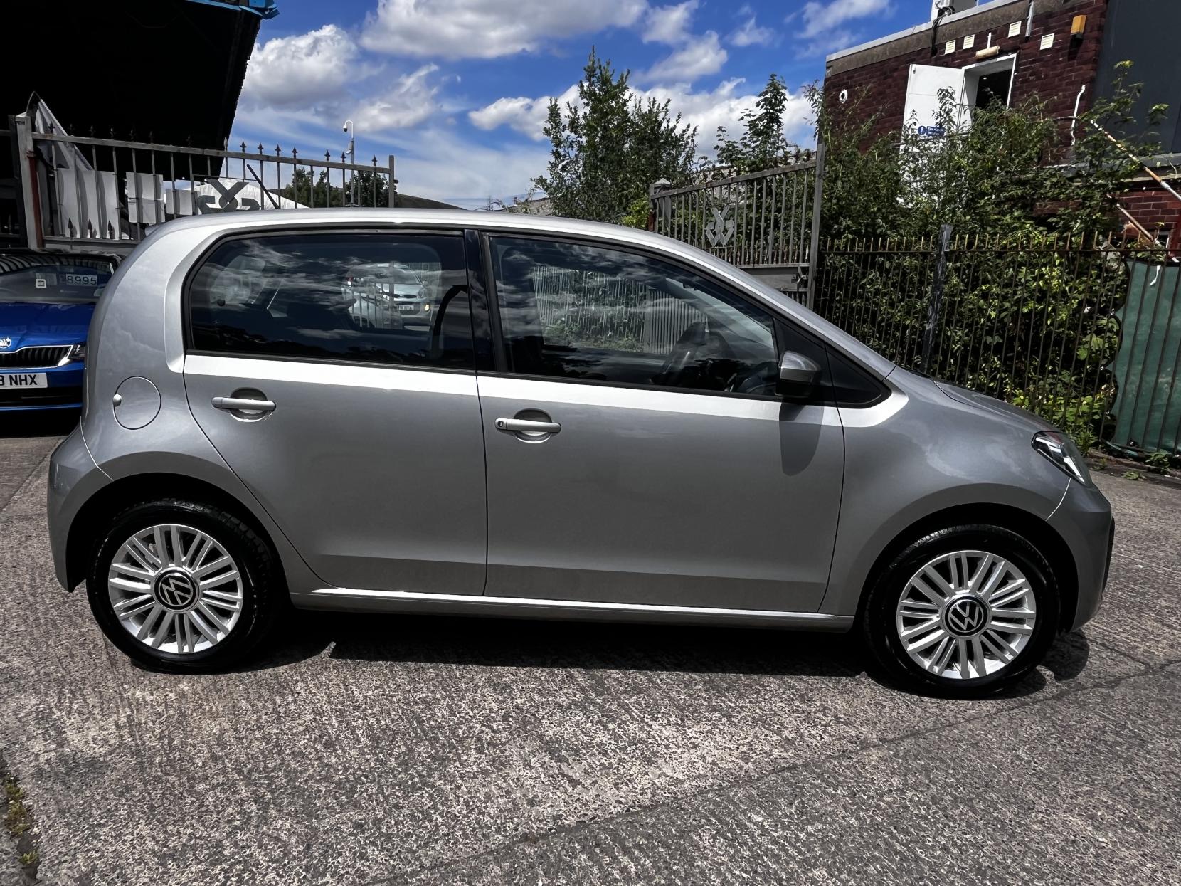 Volkswagen up! 1.0 Move up! Hatchback 5dr Petrol Manual Euro 6 (s/s) (60 ps)