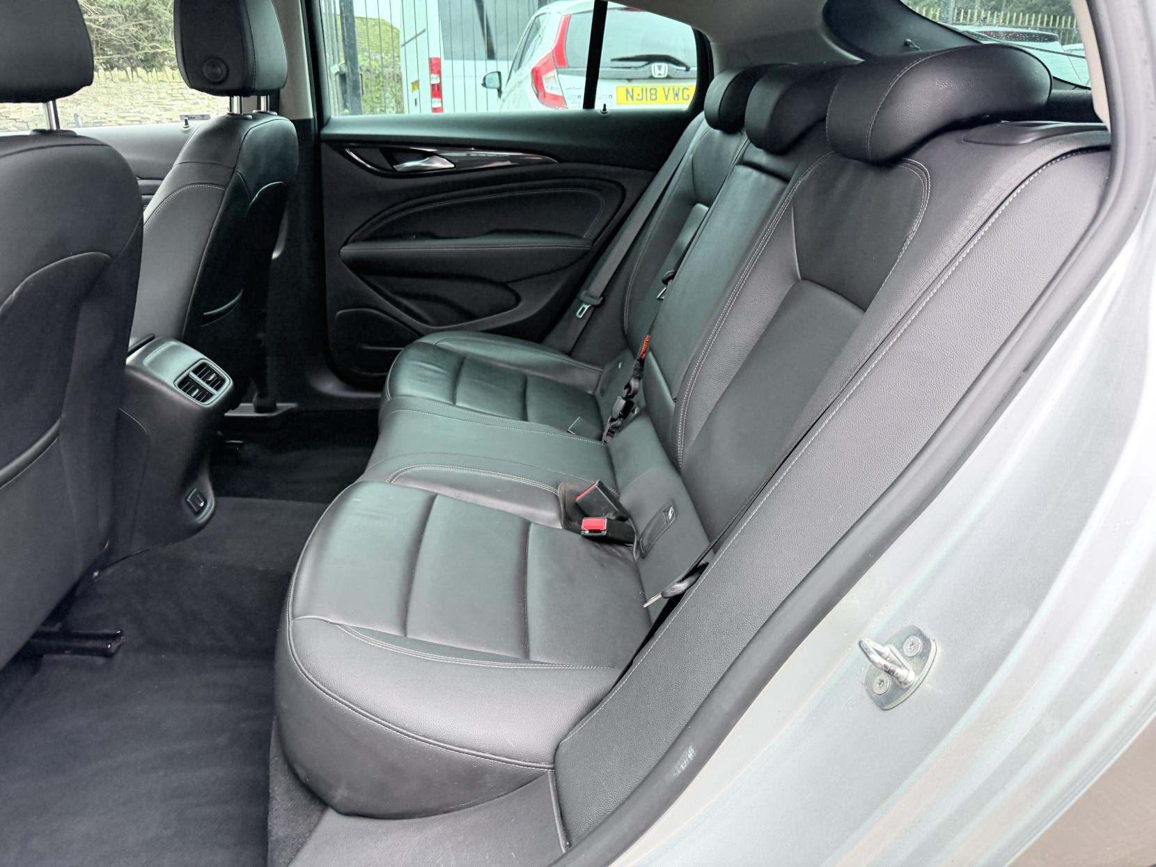 Vauxhall Insignia 2.0 Turbo D BlueInjection Elite Nav Grand Sport 5dr Diesel Manual Euro 6 (s/s) (170 ps)