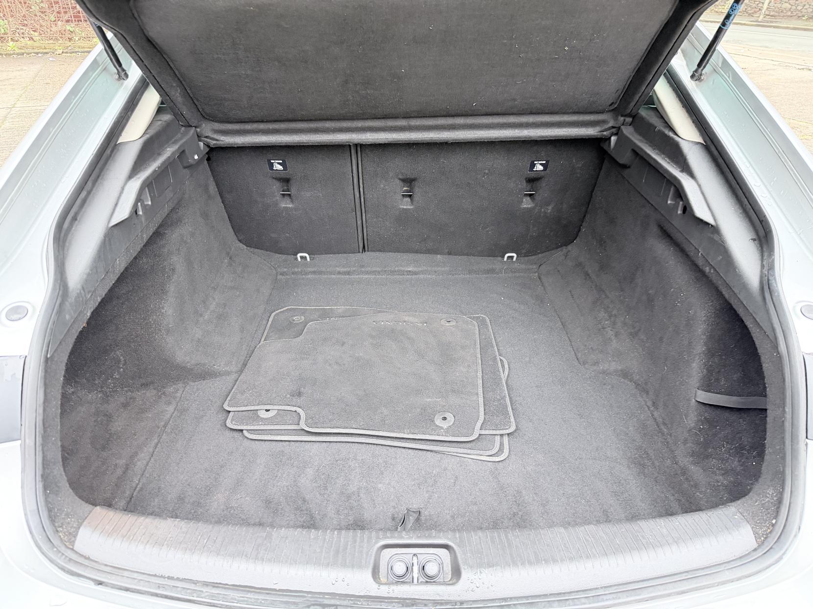 Vauxhall Insignia 2.0 Turbo D BlueInjection Elite Nav Grand Sport 5dr Diesel Manual Euro 6 (s/s) (170 ps)