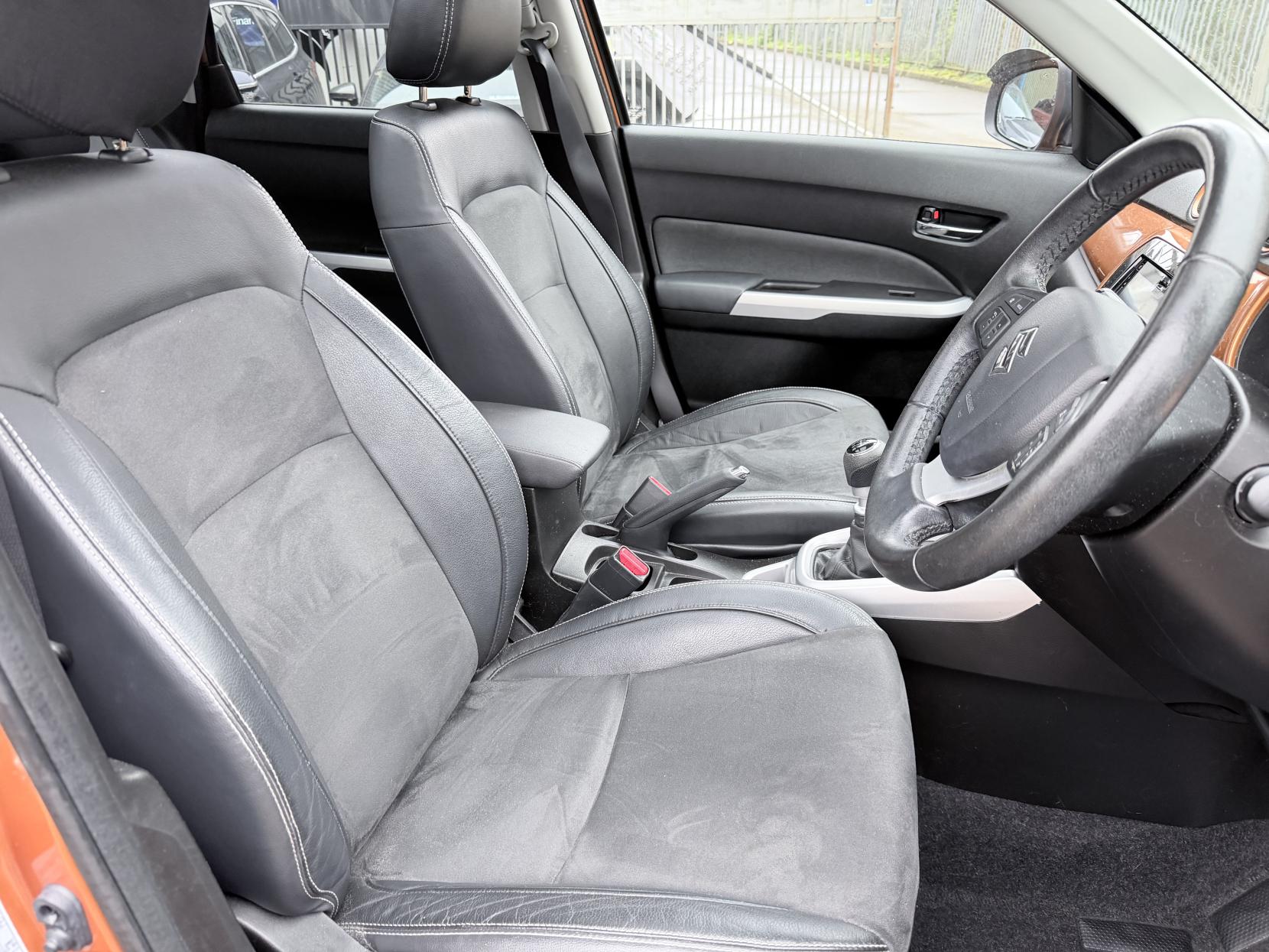 Suzuki Vitara 1.6 DDiS SZ5 SUV 5dr Diesel Manual Euro 6 (s/s) (120 ps)