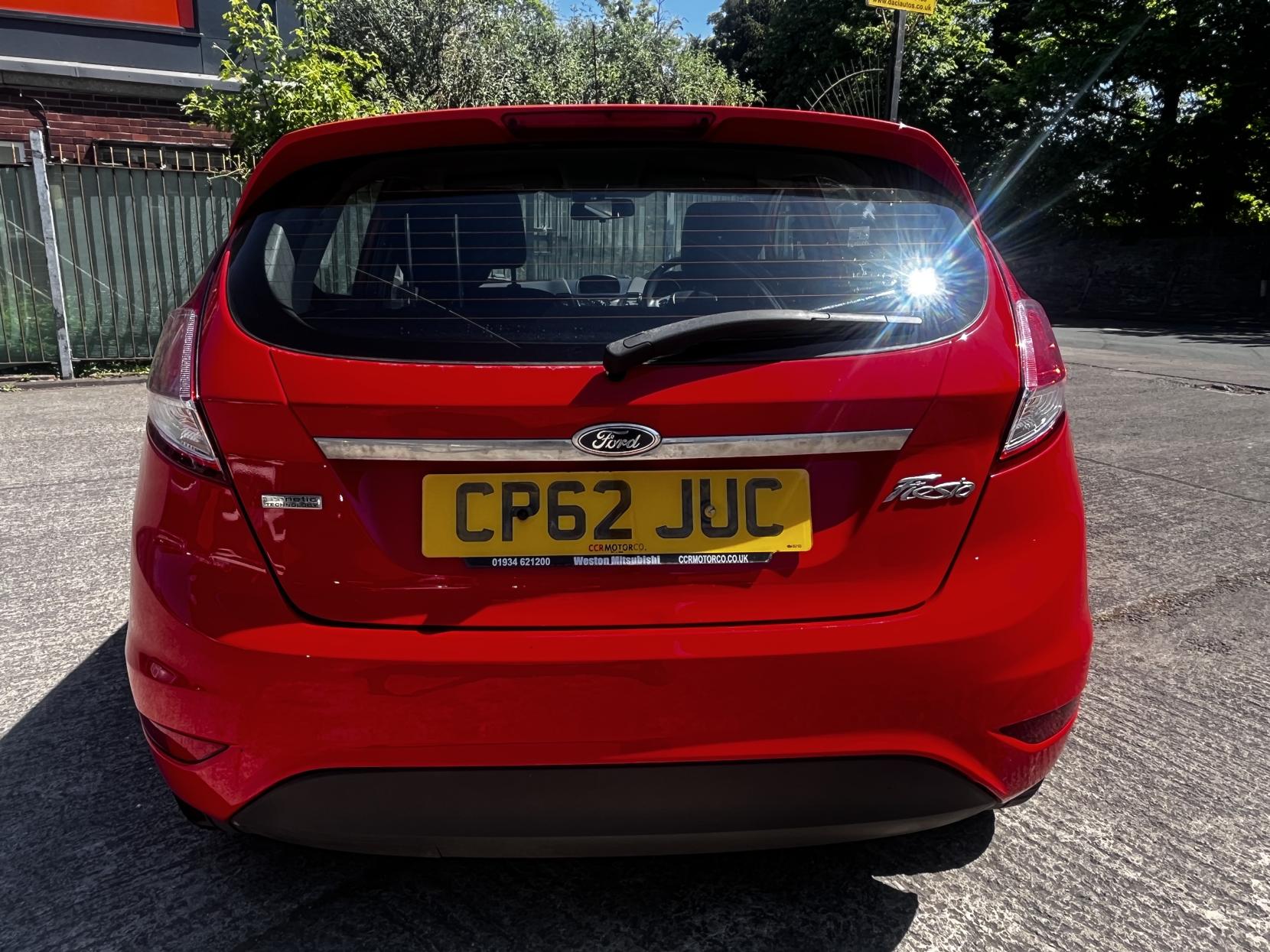 Ford Fiesta 1.0T EcoBoost Zetec Hatchback 5dr Petrol Manual Euro 5 (s/s) (100 ps)