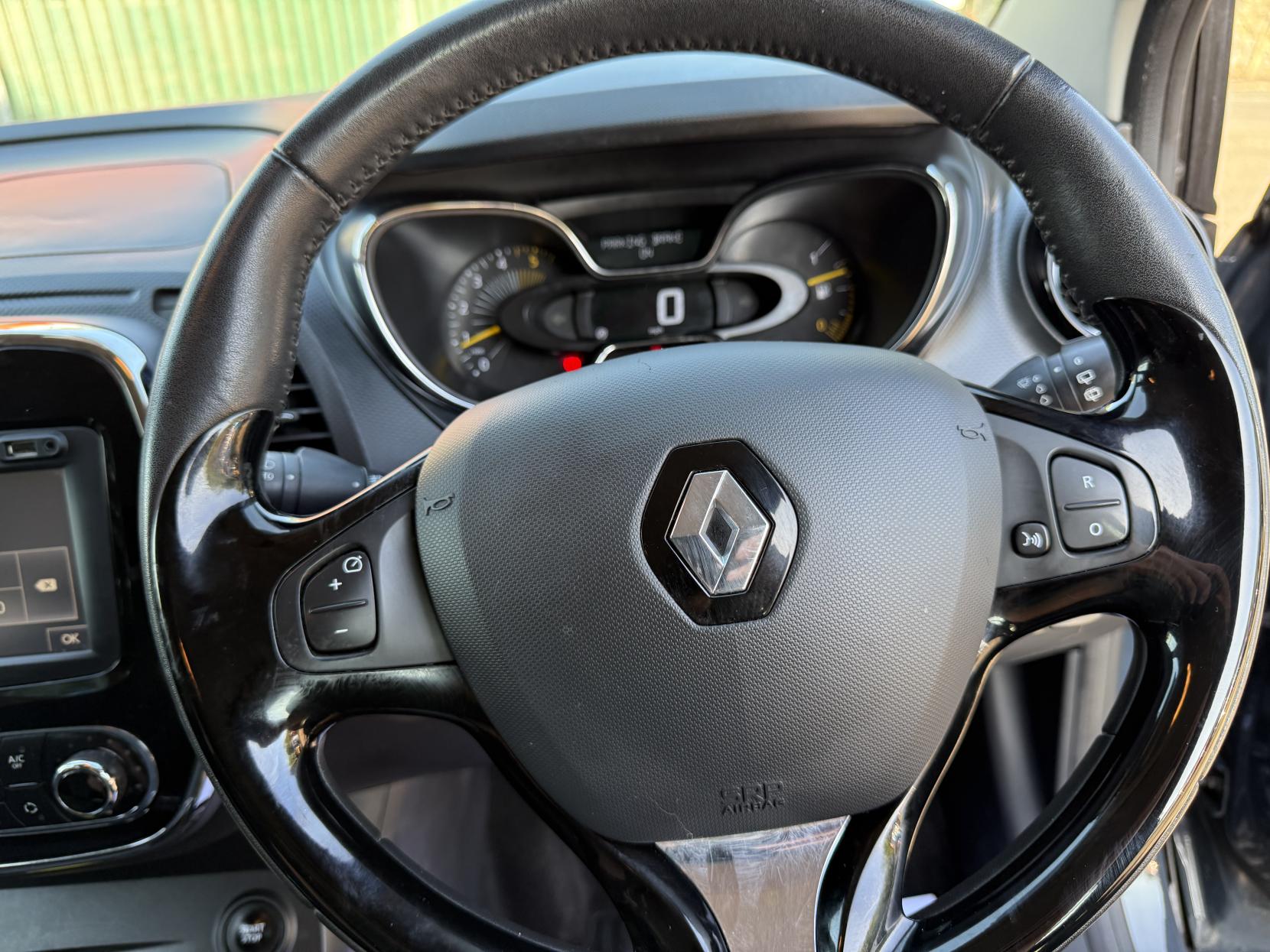 Renault Captur 1.5 dCi ENERGY Dynamique Nav SUV 5dr Diesel Manual Euro 6 (s/s) (90 ps)
