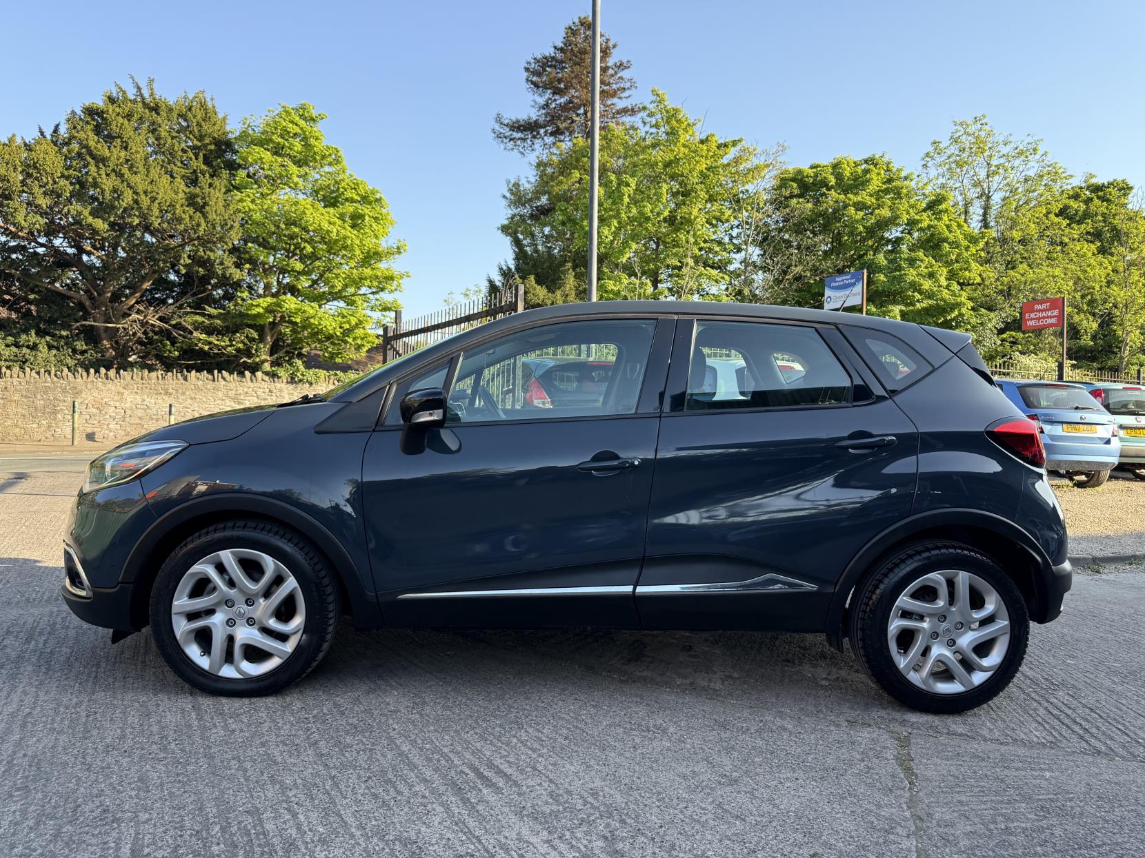 Renault Captur 1.5 dCi ENERGY Dynamique Nav SUV 5dr Diesel Manual Euro 6 (s/s) (90 ps)