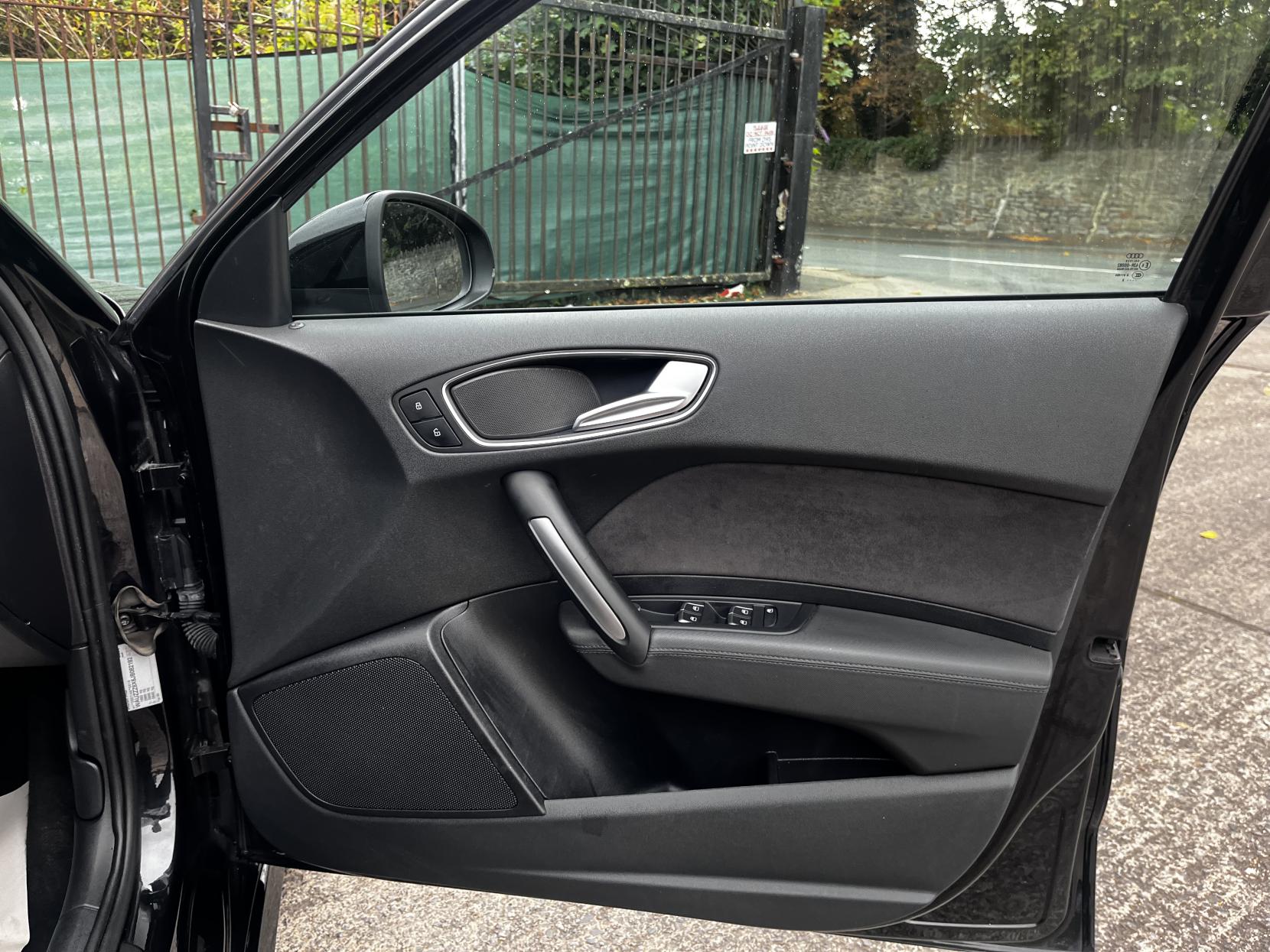 Audi A1 1.4 TFSI Black Edition Sportback 5dr Petrol S Tronic Euro 6 (s/s) (Nav) (125 ps)