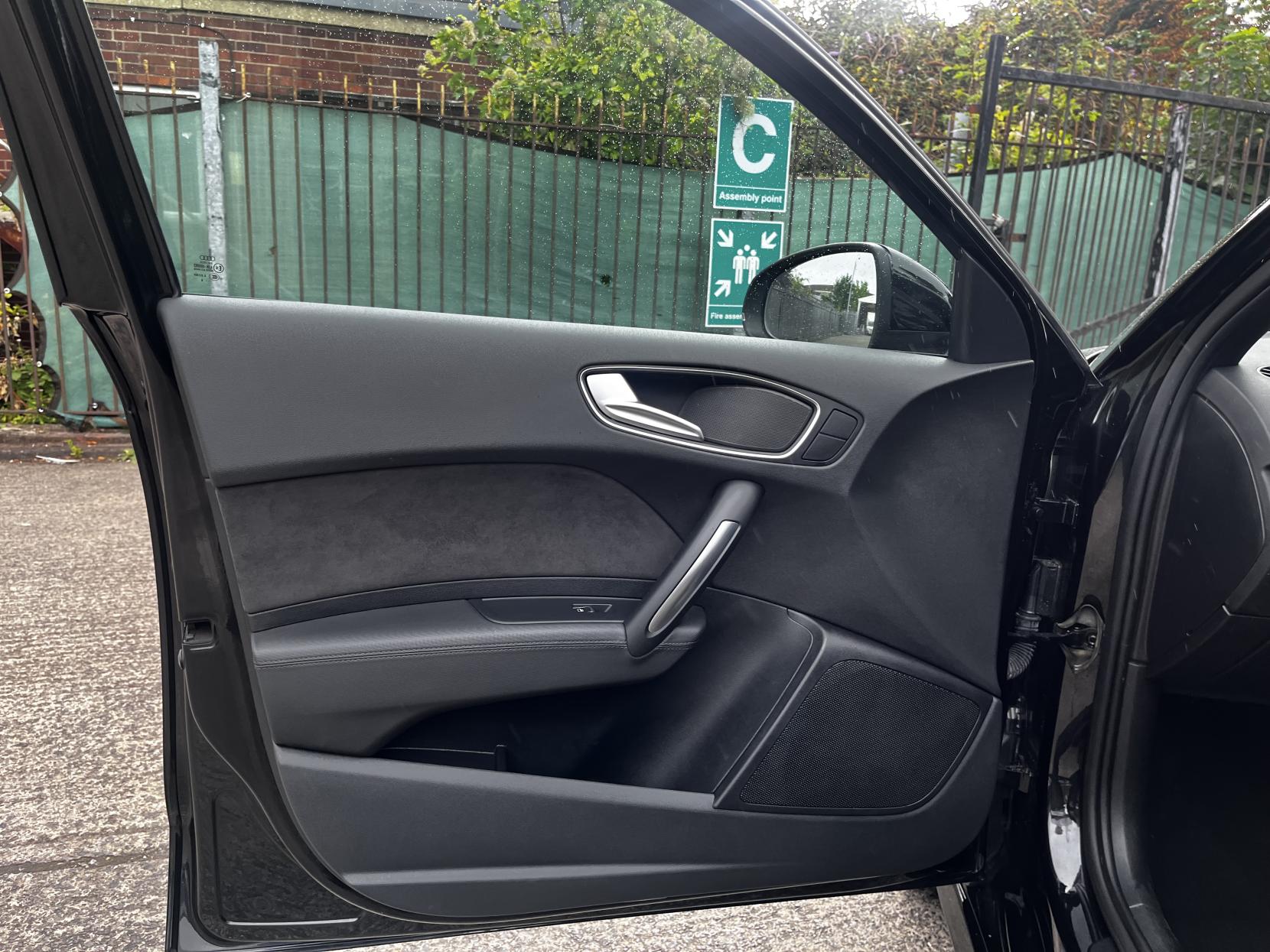 Audi A1 1.4 TFSI Black Edition Sportback 5dr Petrol S Tronic Euro 6 (s/s) (Nav) (125 ps)