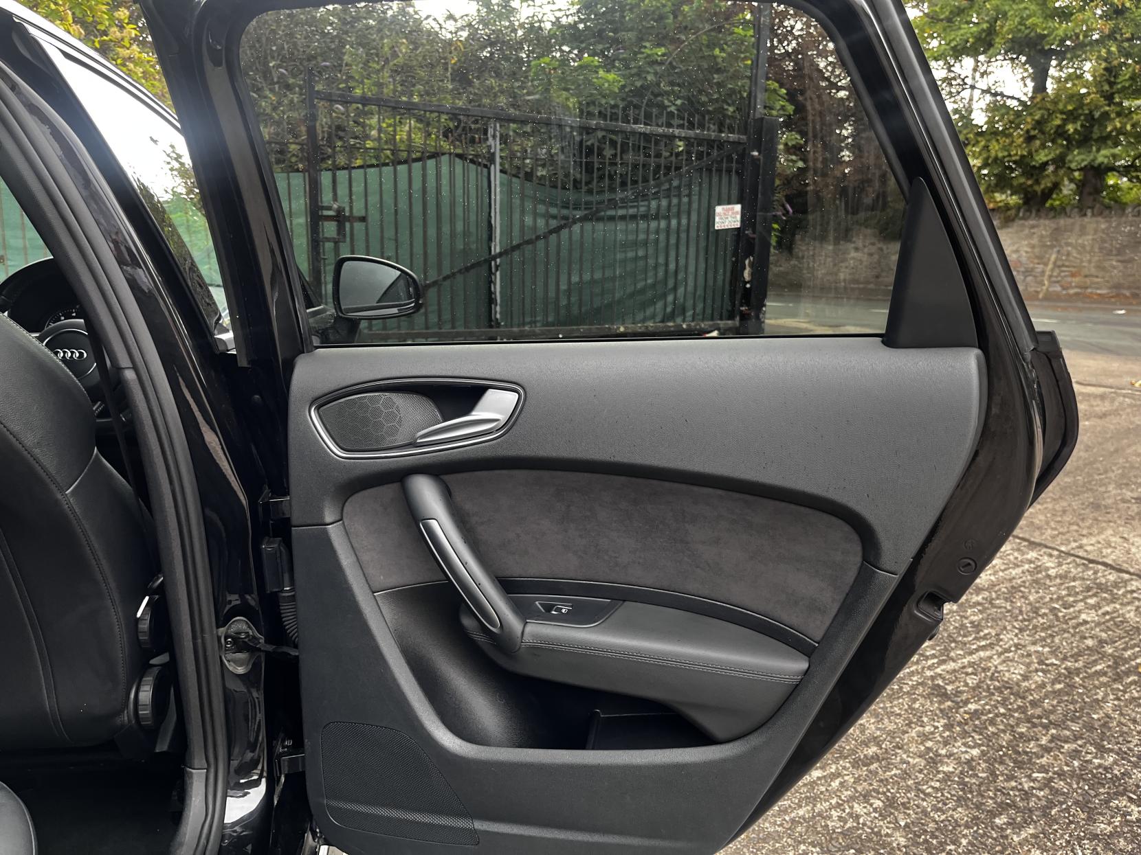 Audi A1 1.4 TFSI Black Edition Sportback 5dr Petrol S Tronic Euro 6 (s/s) (Nav) (125 ps)