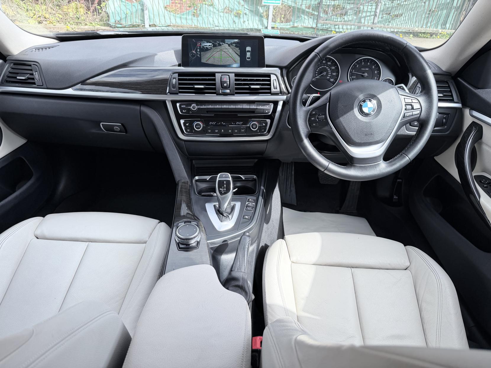 BMW 4 Series Gran Coupe 2.0 420i Luxury Hatchback 5dr Petrol Auto xDrive Euro 6 (s/s) (184 ps)