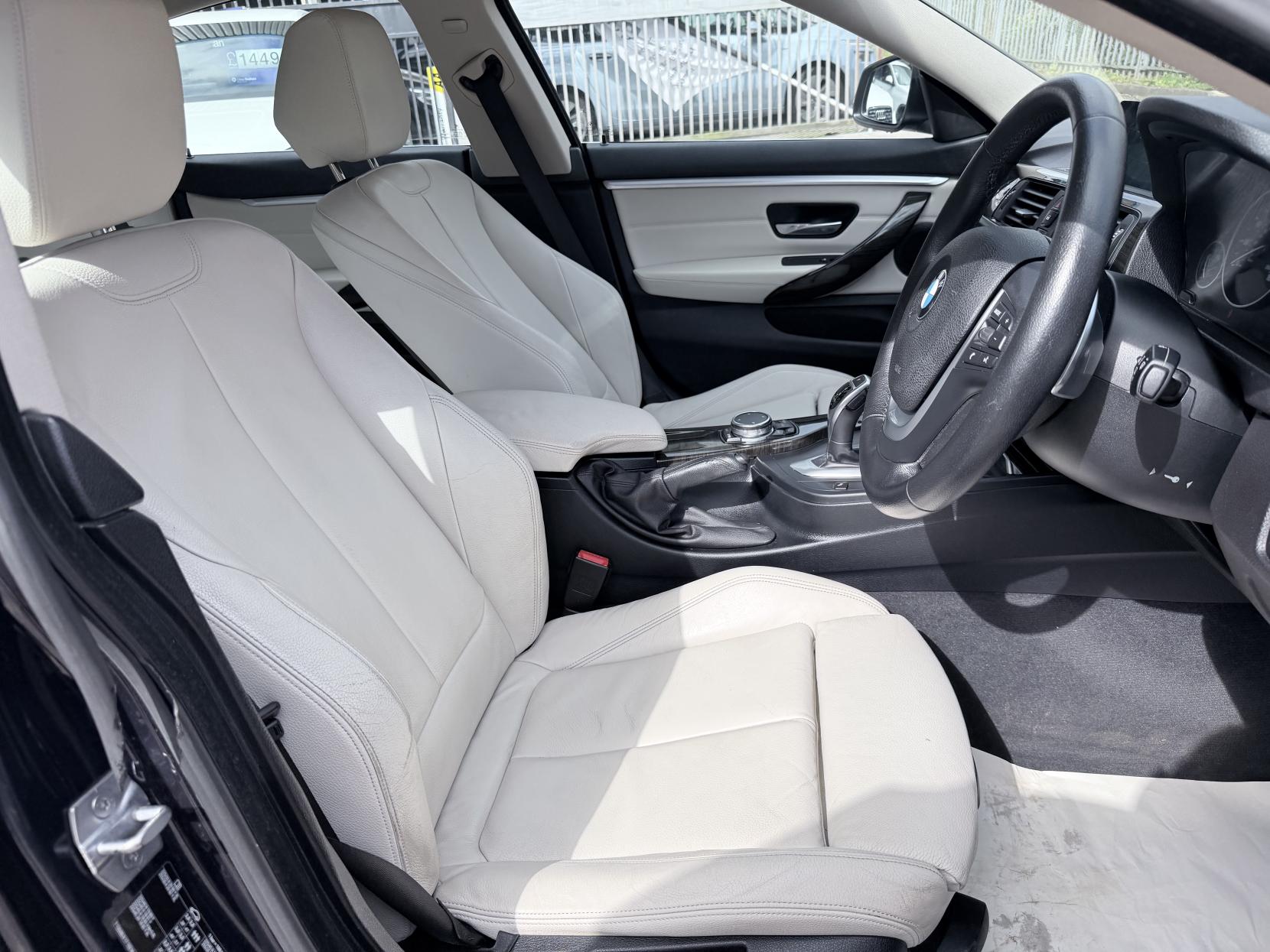 BMW 4 Series Gran Coupe 2.0 420i Luxury Hatchback 5dr Petrol Auto xDrive Euro 6 (s/s) (184 ps)