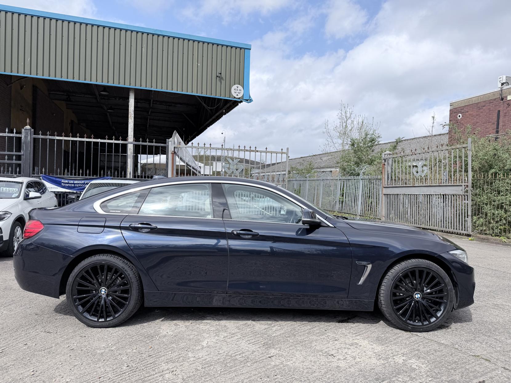 BMW 4 Series Gran Coupe 2.0 420i Luxury Hatchback 5dr Petrol Auto xDrive Euro 6 (s/s) (184 ps)