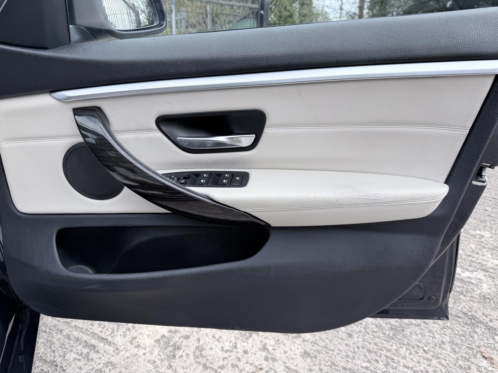 BMW 4 Series Gran Coupe 2.0 420i Luxury Hatchback 5dr Petrol Auto xDrive Euro 6 (s/s) (184 ps)