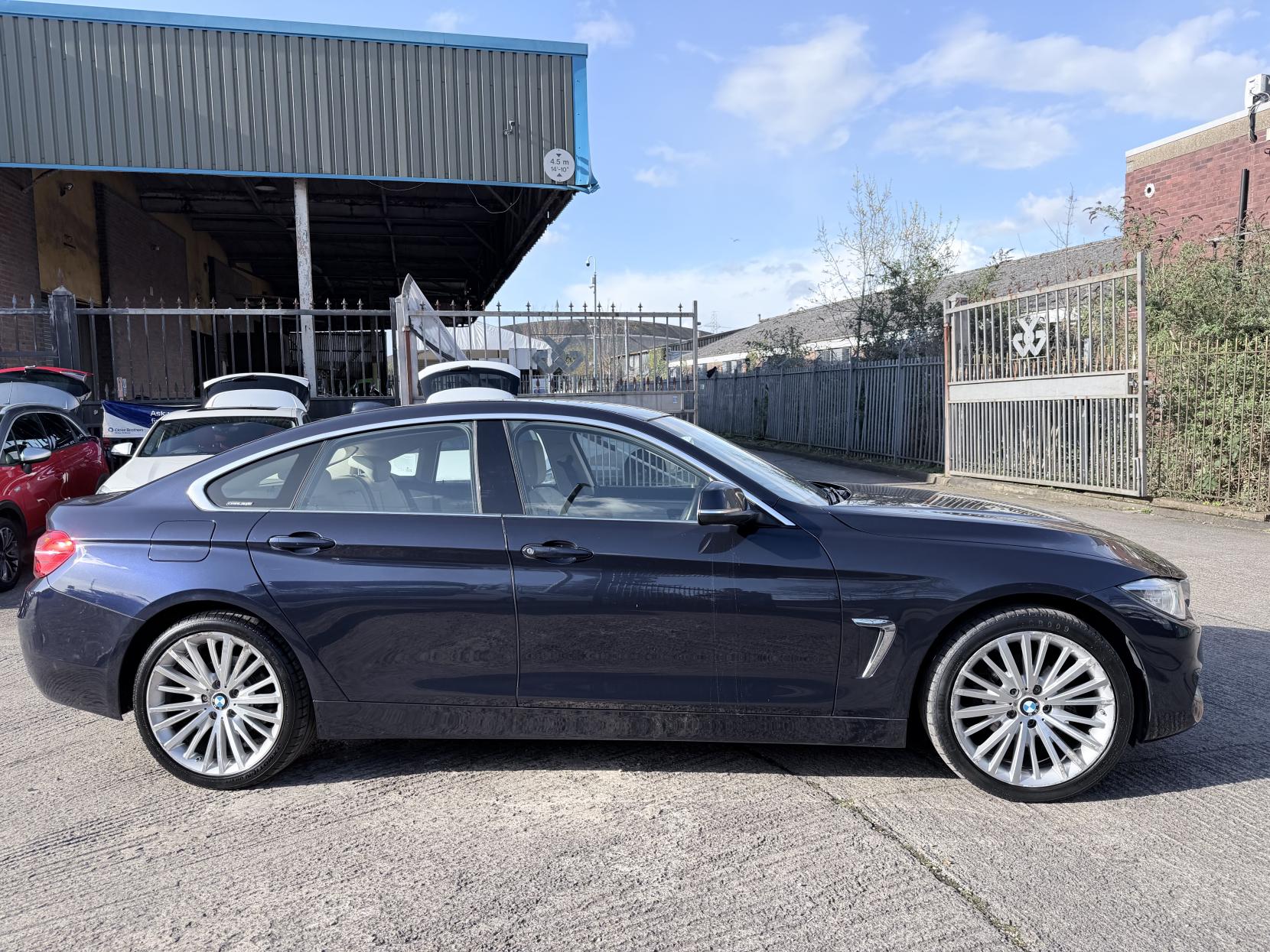 BMW 4 Series Gran Coupe 2.0 420i Luxury Hatchback 5dr Petrol Auto xDrive Euro 6 (s/s) (184 ps)