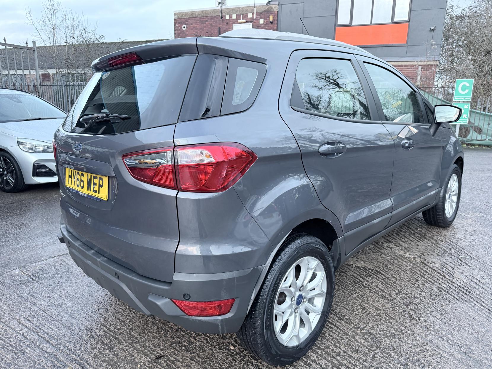 Ford EcoSport 1.0T EcoBoost Zetec SUV 5dr Petrol Manual 2WD Euro 6 (s/s) (125 ps)