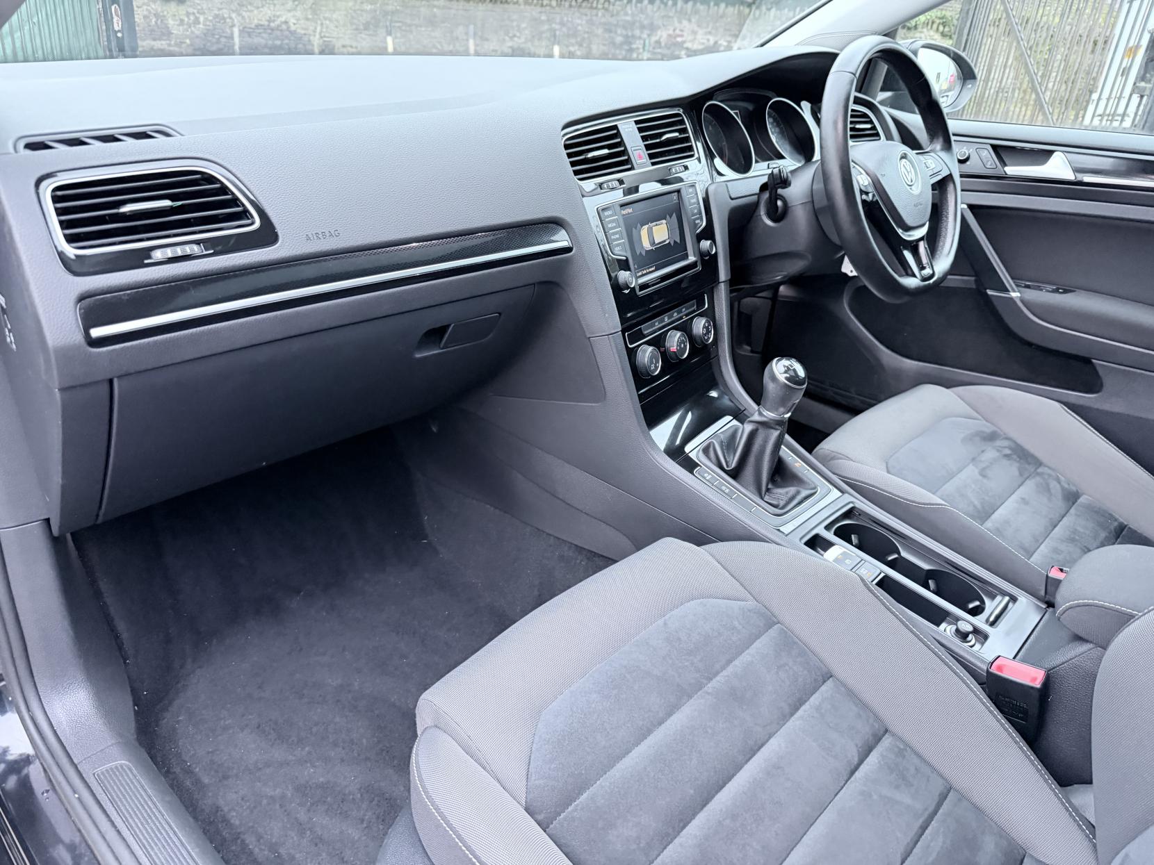 Volkswagen Golf 1.6 TDI BlueMotion Tech GT Edition Hatchback 5dr Diesel Manual Euro 6 (s/s) (110 ps)