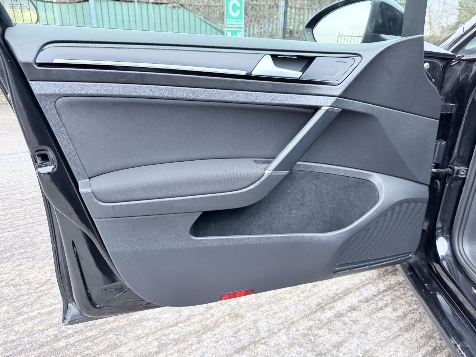 Volkswagen Golf 1.6 TDI BlueMotion Tech GT Edition Hatchback 5dr Diesel Manual Euro 6 (s/s) (110 ps)