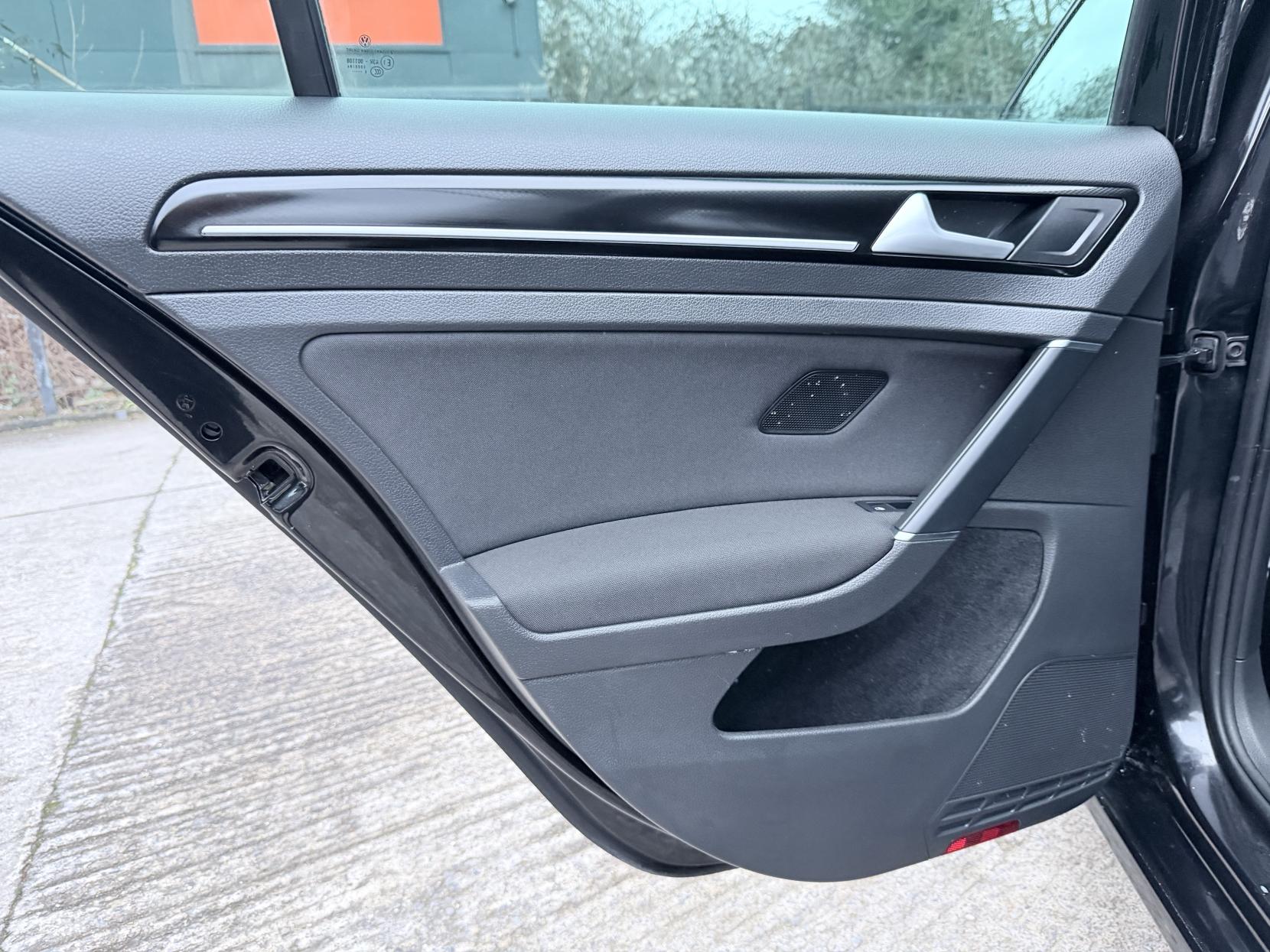 Volkswagen Golf 1.6 TDI BlueMotion Tech GT Edition Hatchback 5dr Diesel Manual Euro 6 (s/s) (110 ps)