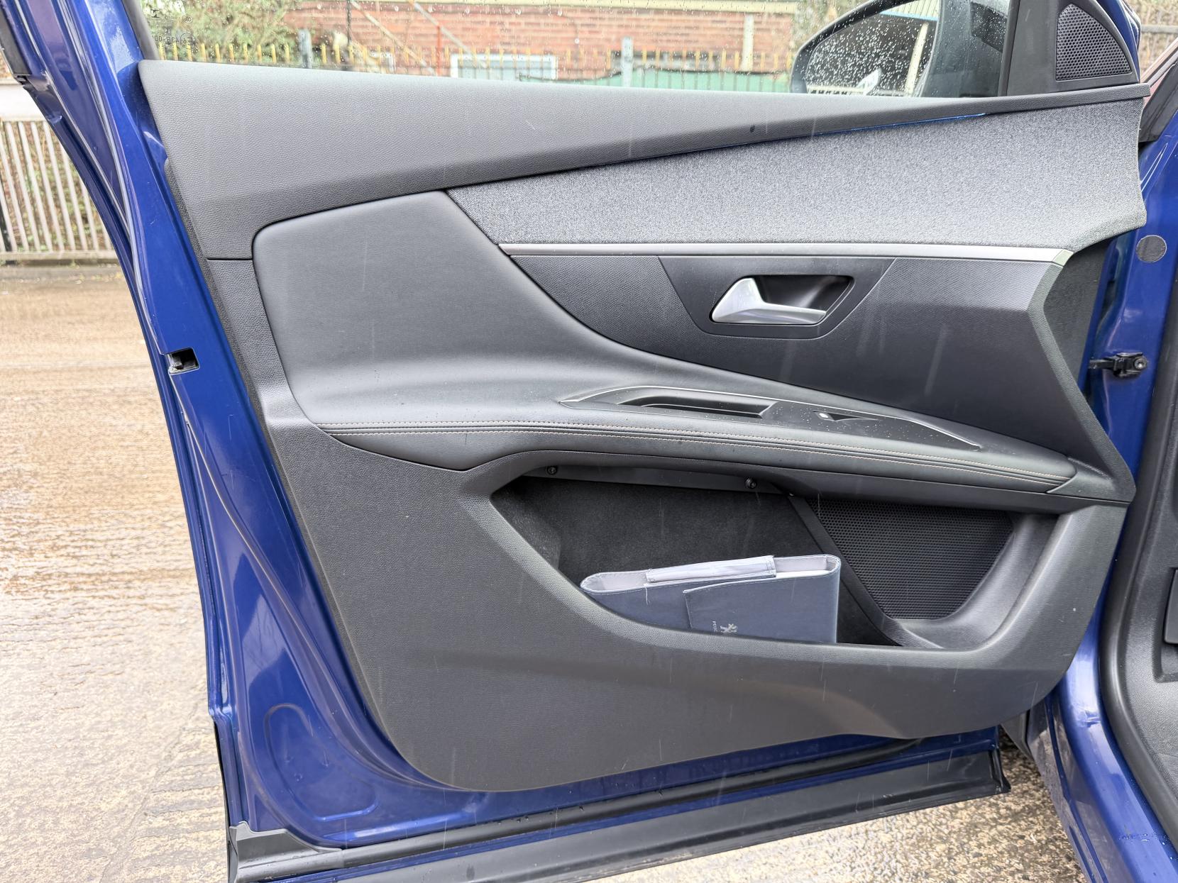 Peugeot 3008 1.5 BlueHDi GT Line Premium SUV 5dr Diesel EAT Euro 6 (s/s) (130 ps)