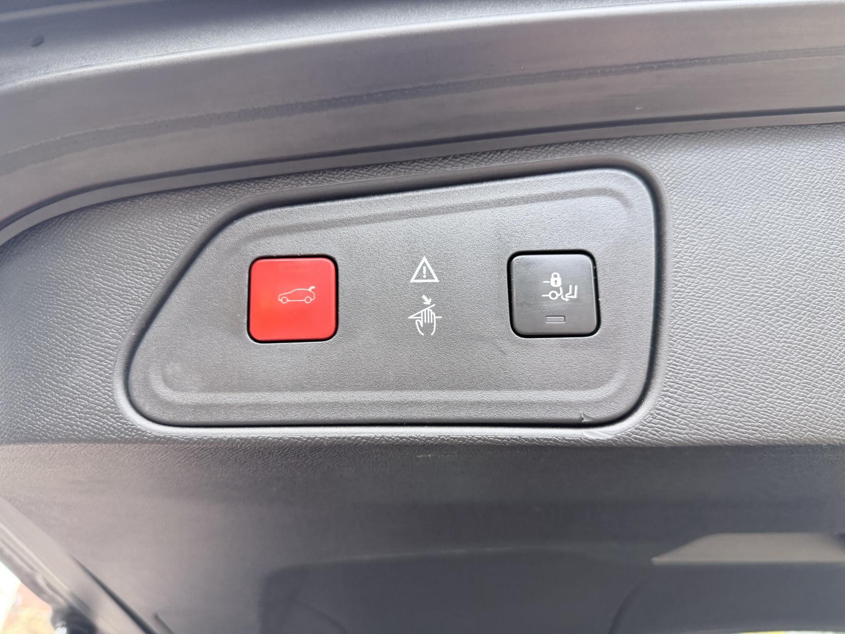 Peugeot 3008 1.5 BlueHDi GT Line Premium SUV 5dr Diesel EAT Euro 6 (s/s) (130 ps)