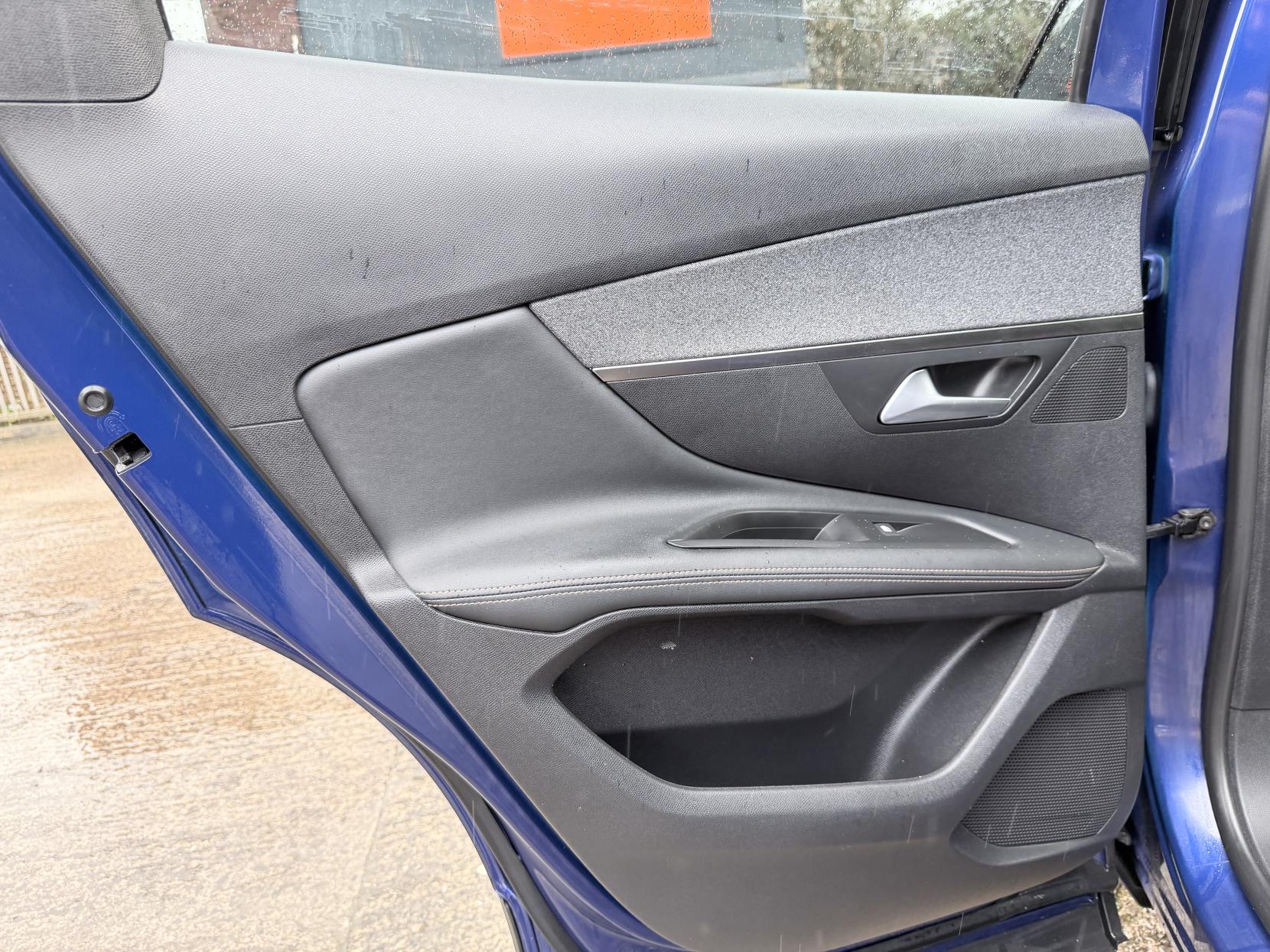 Peugeot 3008 1.5 BlueHDi GT Line Premium SUV 5dr Diesel EAT Euro 6 (s/s) (130 ps)