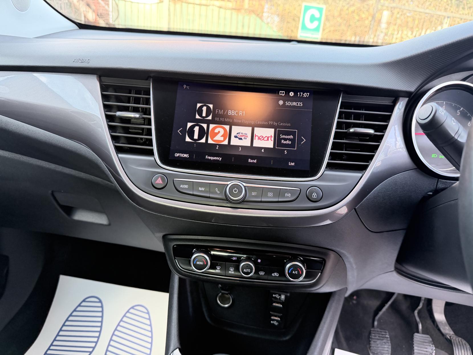 Vauxhall Crossland X 1.2 Turbo GPF Elite Nav SUV 5dr Petrol Manual Euro 6 (s/s) (130 ps)