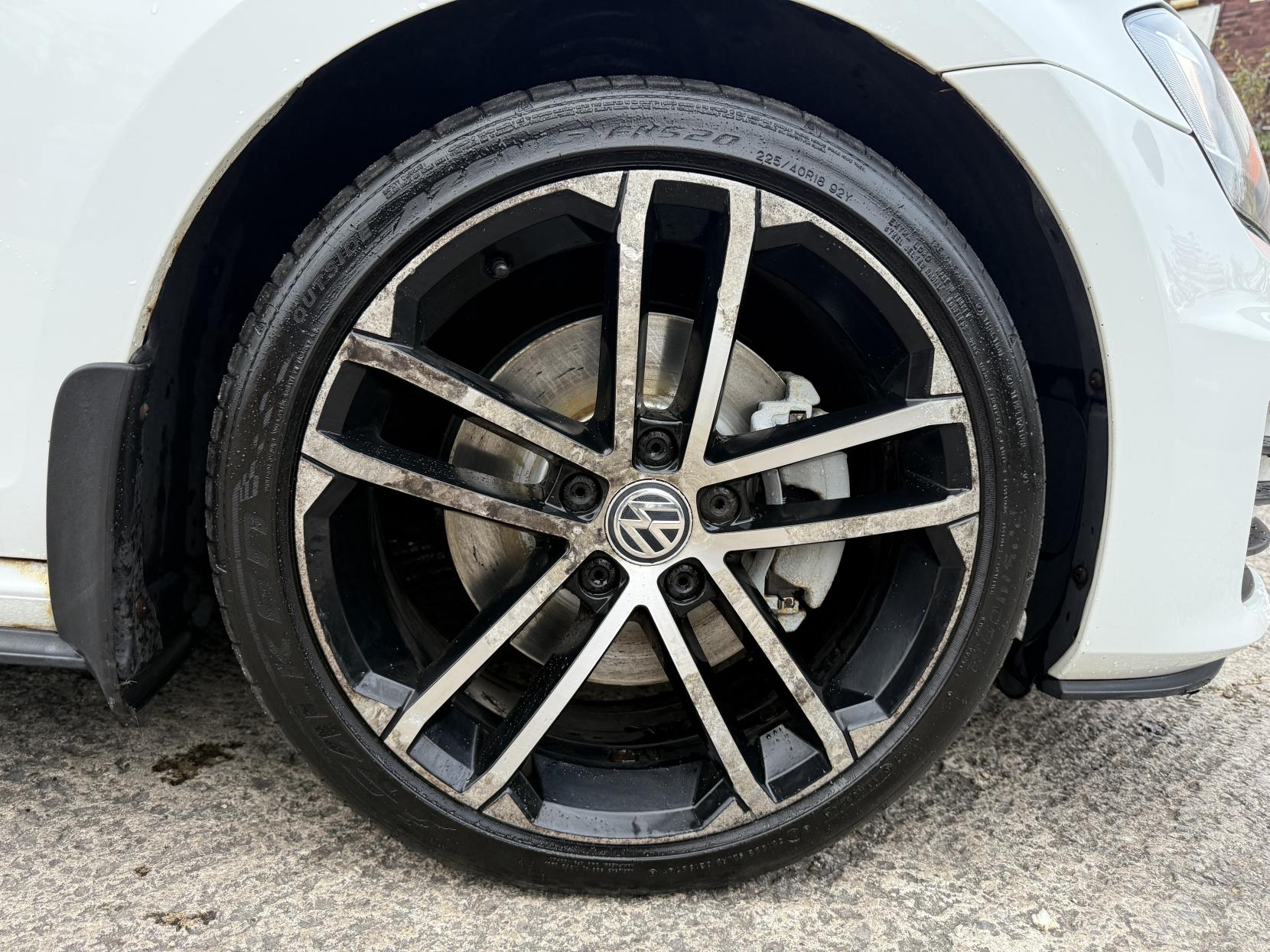 Volkswagen Golf 2.0 TDI BlueMotion Tech GTD Hatchback 5dr Diesel Manual Euro 6 (s/s) (184 ps)