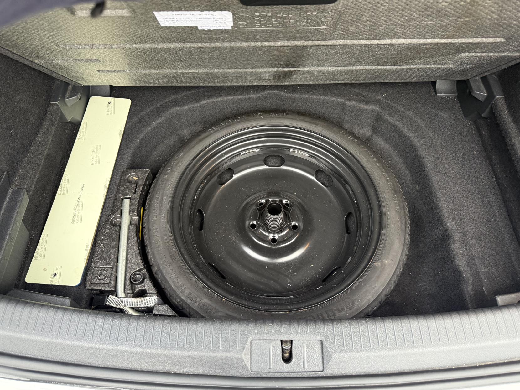 Volkswagen Golf 2.0 TDI BlueMotion Tech GTD Hatchback 5dr Diesel Manual Euro 6 (s/s) (184 ps)