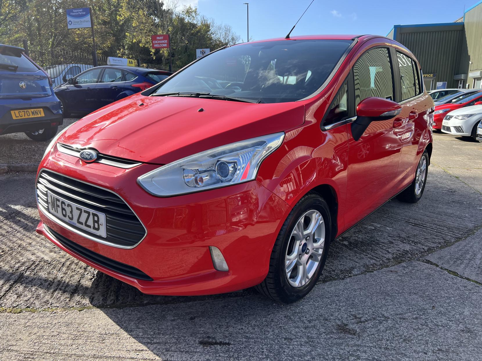 Ford B-Max 1.0T EcoBoost Zetec MPV 5dr Petrol Manual Euro 5 (100 ps)