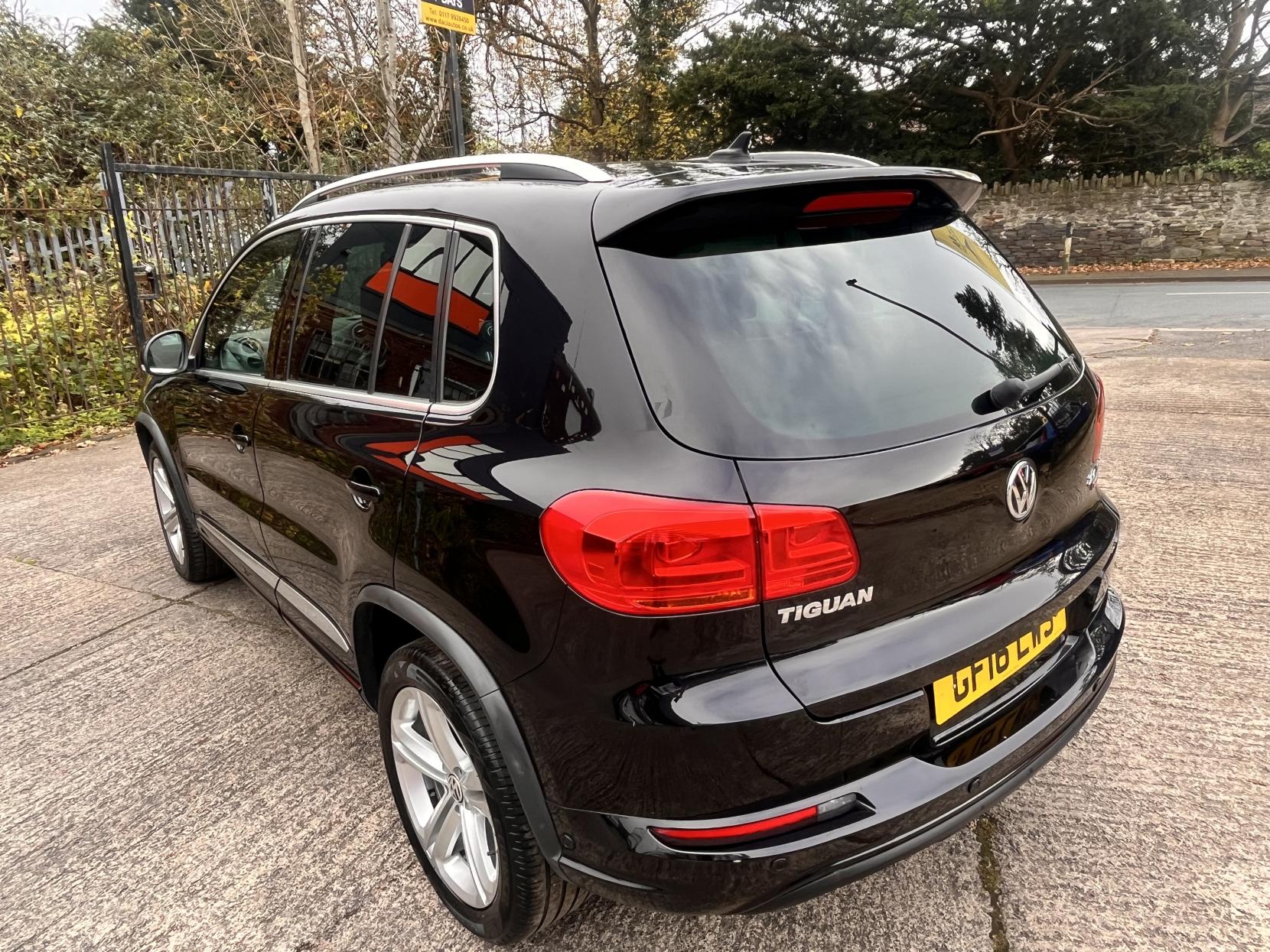 Volkswagen Tiguan 2.0 TDI BlueMotion Tech R-Line Edition SUV 5dr Diesel DSG 4WD Euro 6 (s/s) (150 ps)