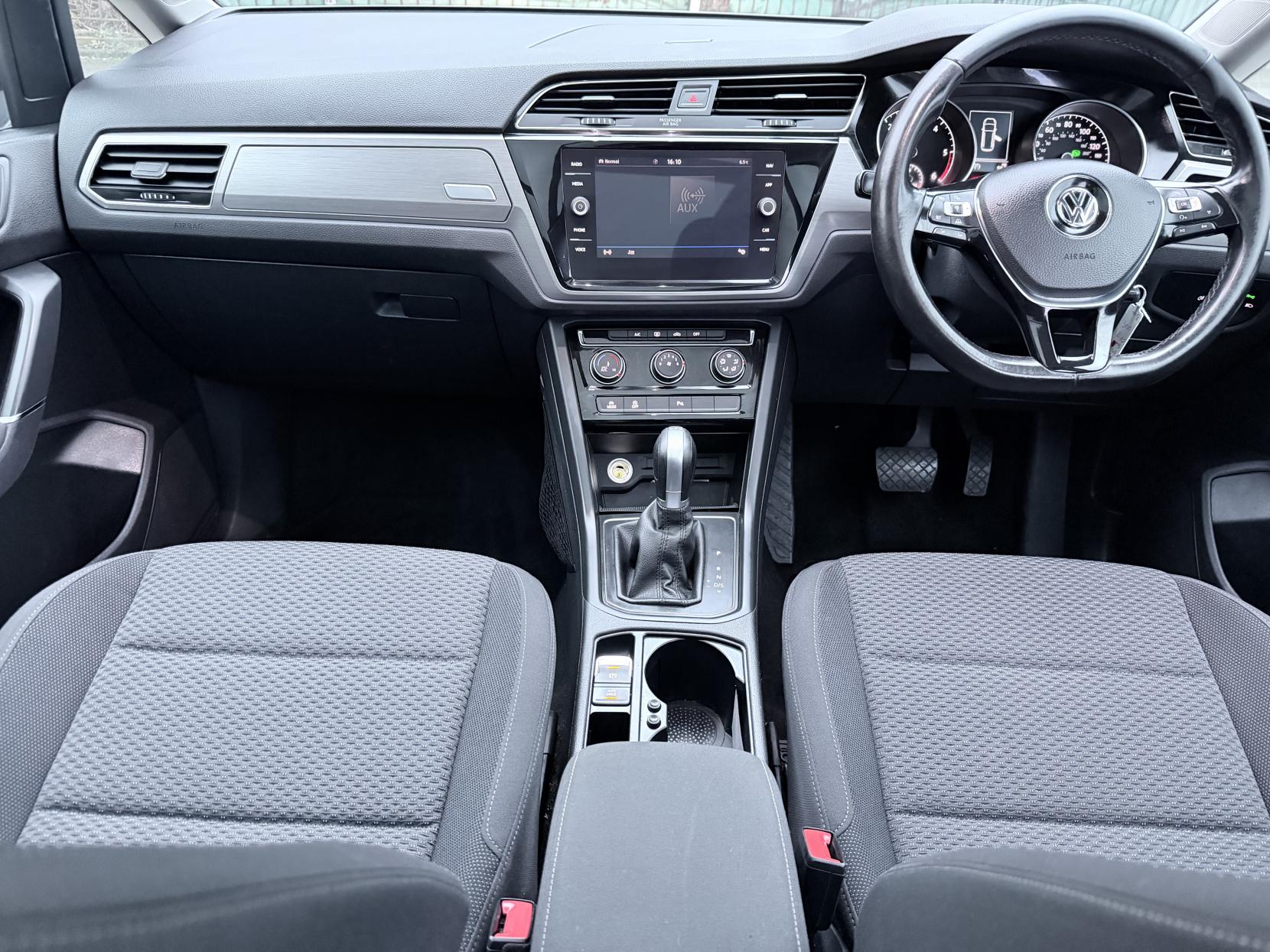 Volkswagen Touran 1.6 TDI SE Family MPV 5dr Diesel DSG Euro 6 (s/s) (115 ps)