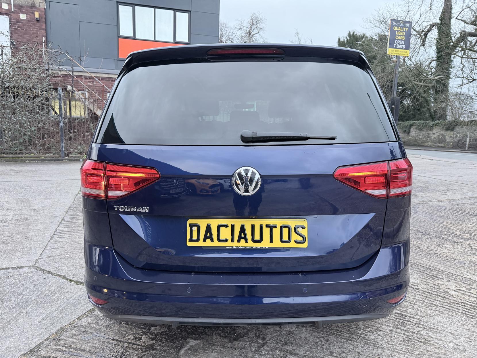 Volkswagen Touran 1.6 TDI SE Family MPV 5dr Diesel DSG Euro 6 (s/s) (115 ps)