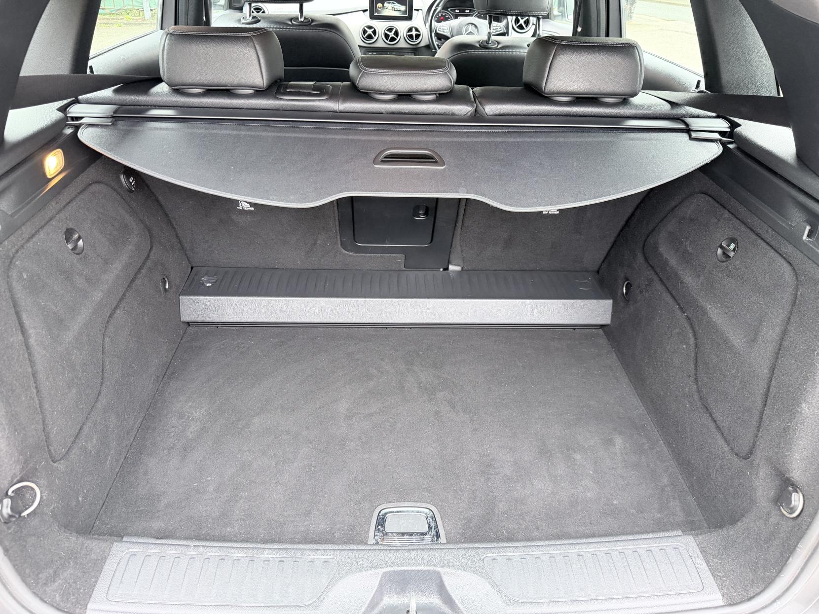 Mercedes-Benz B Class 1.5 B180 CDI SE MPV 5dr Diesel 7G-DCT Euro 6 (s/s) (109 ps)