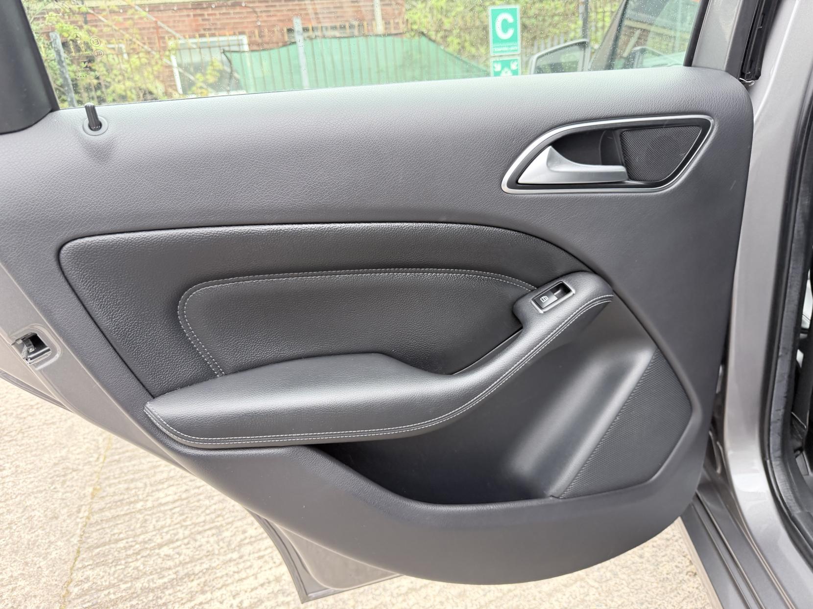 Mercedes-Benz B Class 1.5 B180 CDI SE MPV 5dr Diesel 7G-DCT Euro 6 (s/s) (109 ps)