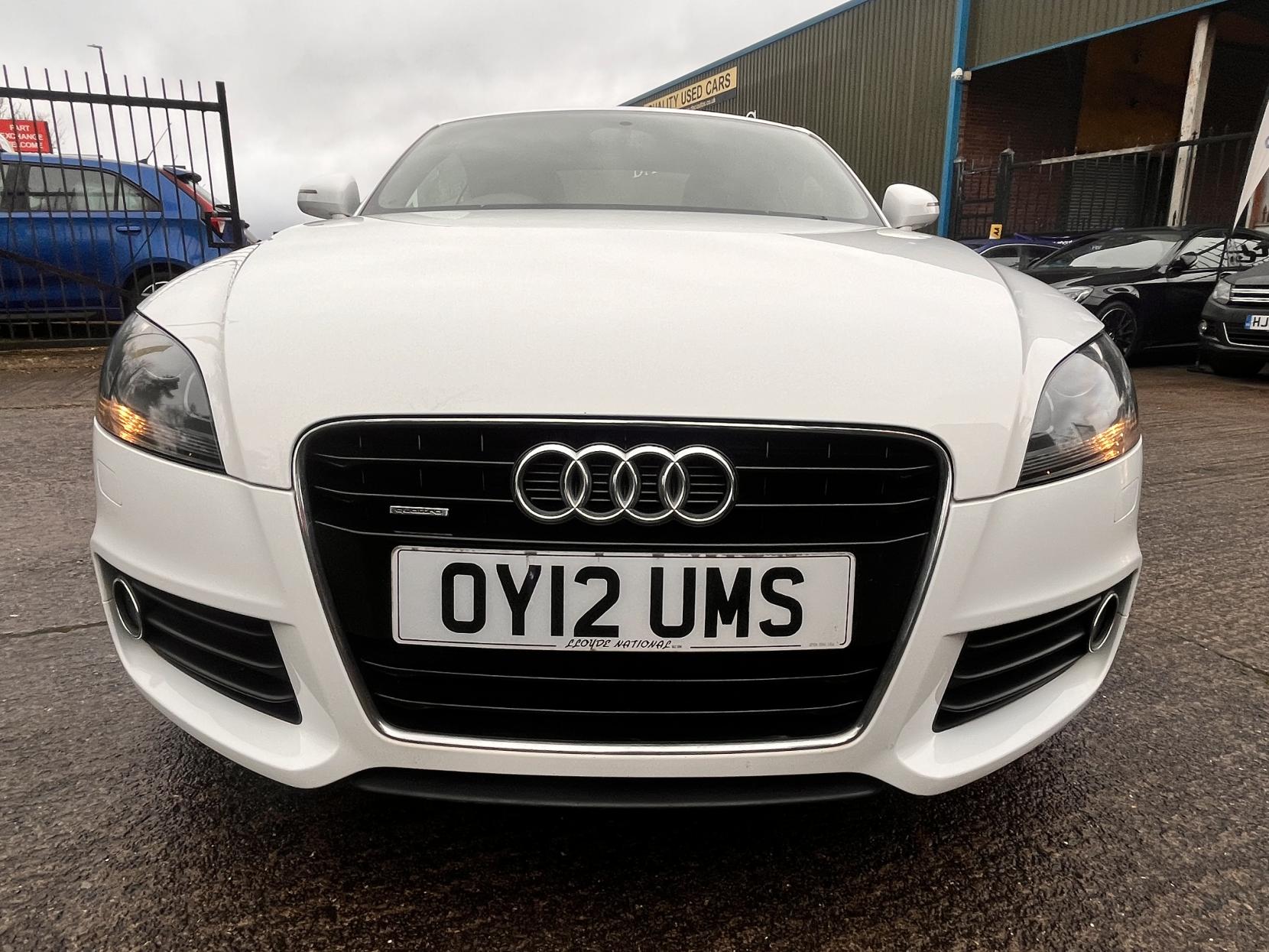 Audi TT 2.0 TFSI Sport Coupe 3dr Petrol S Tronic quattro Euro 5 (s/s) (211 ps)