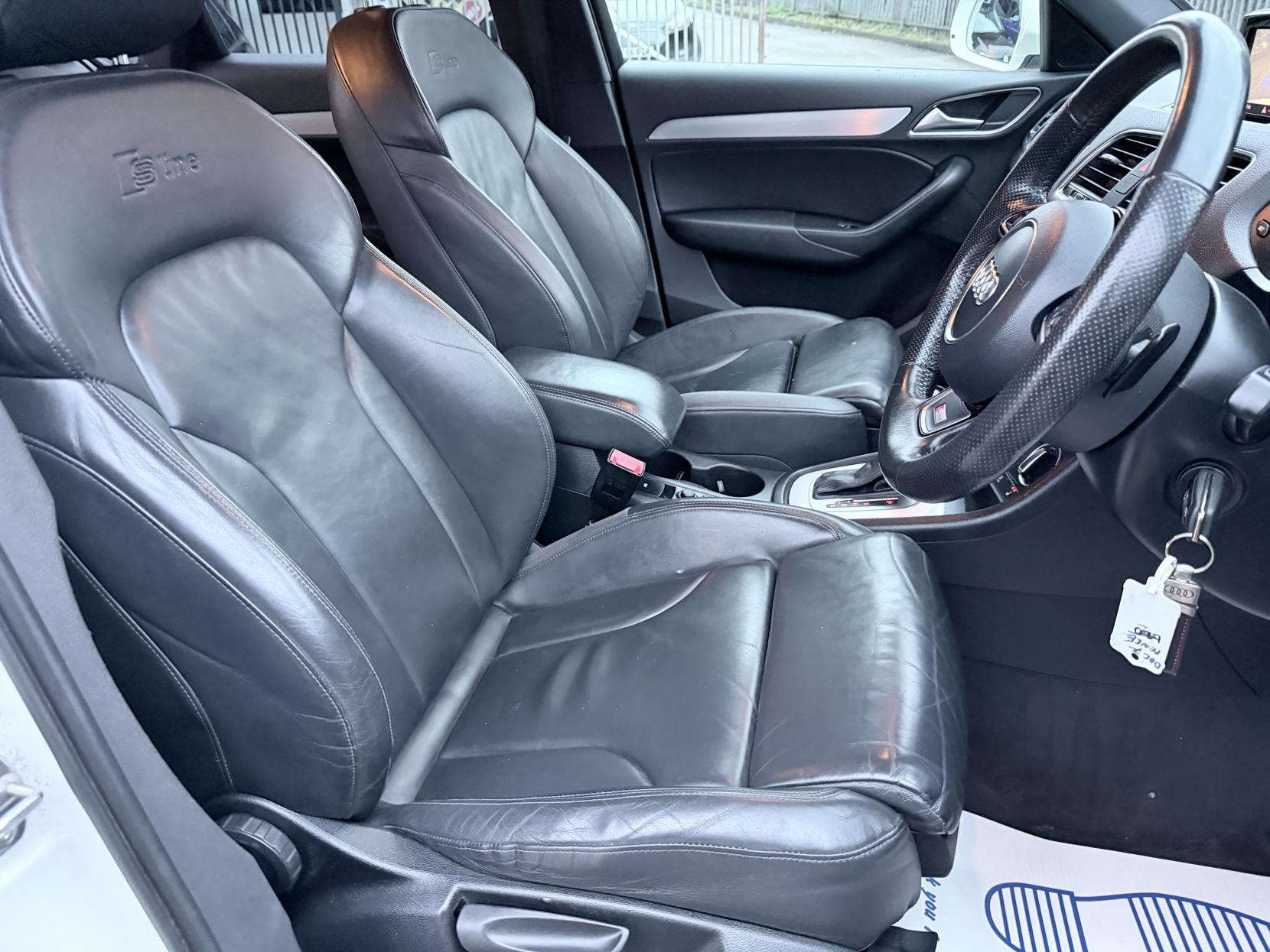 Audi Q3 2.0 TDI S line SUV 5dr Diesel S Tronic quattro Euro 6 (s/s) (184 ps)