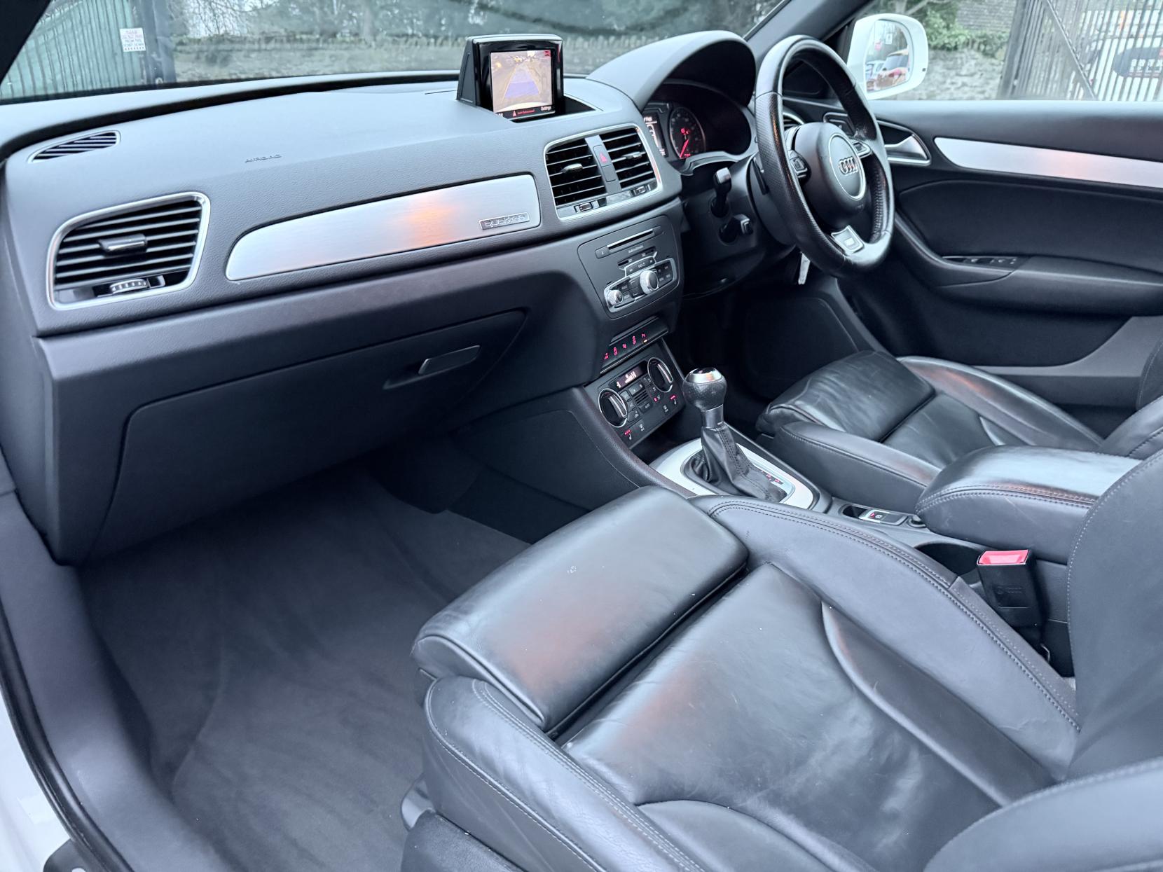 Audi Q3 2.0 TDI S line SUV 5dr Diesel S Tronic quattro Euro 6 (s/s) (184 ps)