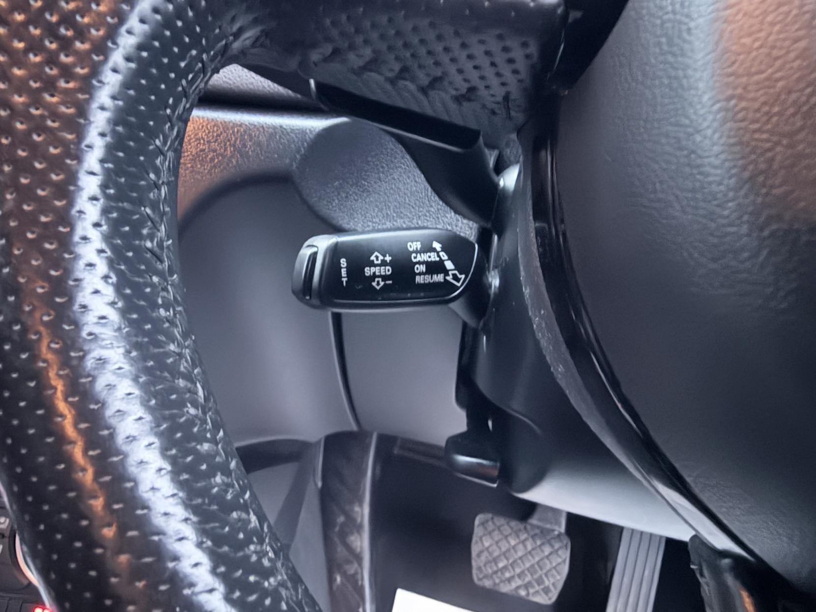 Audi Q3 2.0 TDI S line SUV 5dr Diesel S Tronic quattro Euro 6 (s/s) (184 ps)