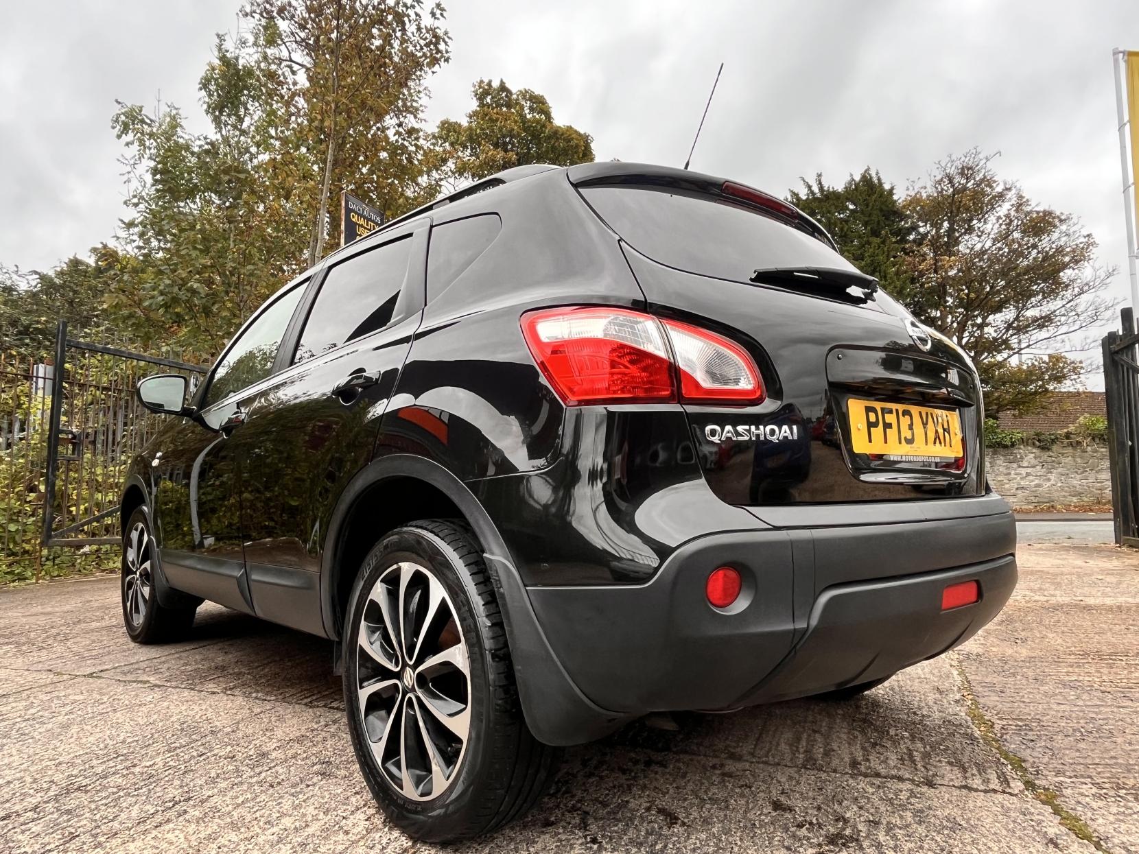 Nissan Qashqai 1.6 360 SUV 5dr Petrol Manual 2WD Euro 5 (117 ps)