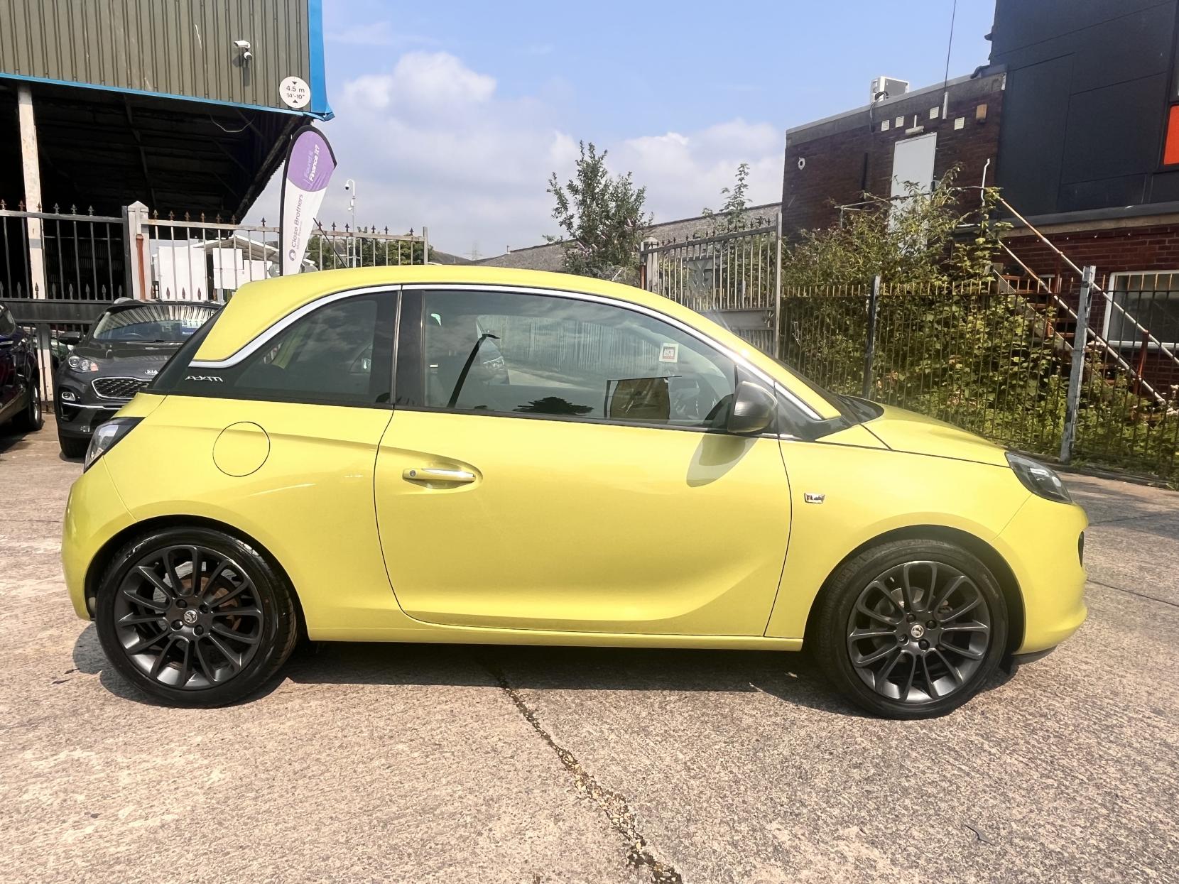 Vauxhall ADAM 1.2 16v GLAM Hatchback 3dr Petrol Manual Euro 5 (70 ps)