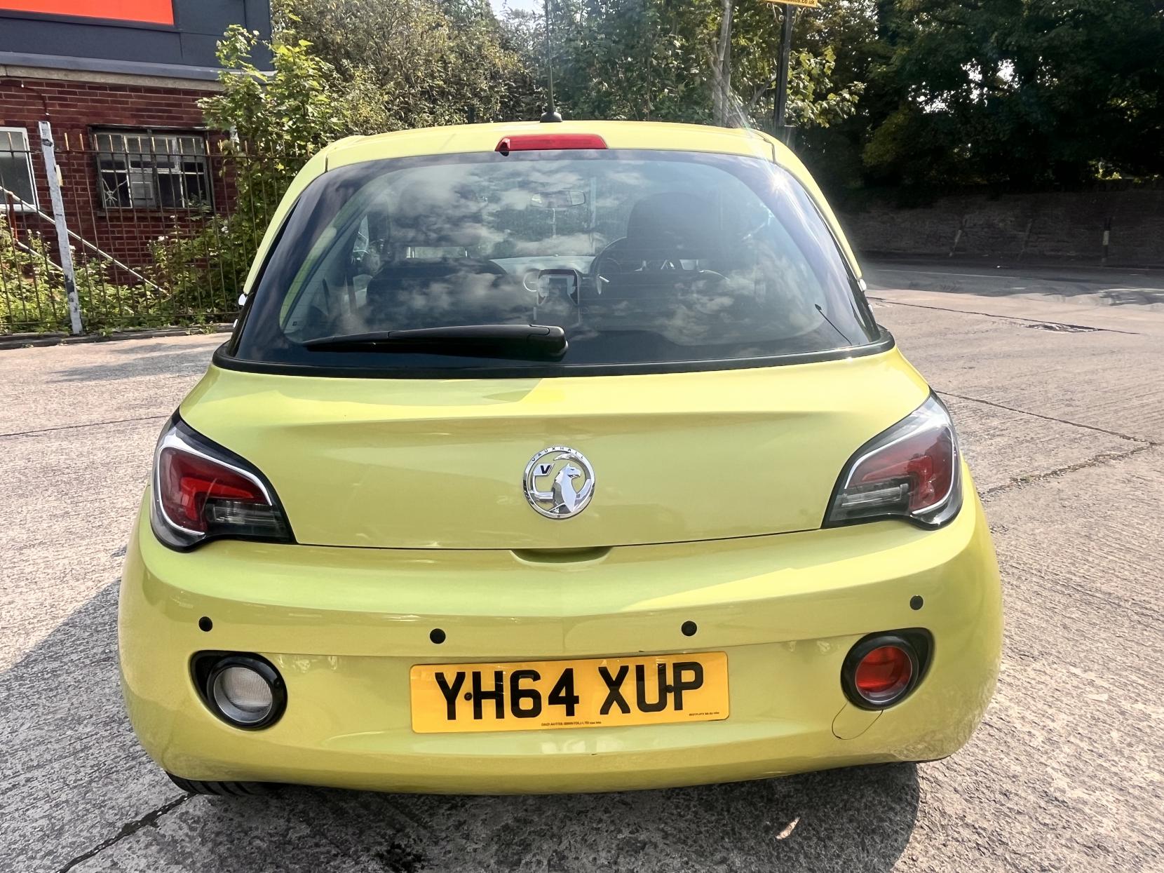 Vauxhall ADAM 1.2 16v GLAM Hatchback 3dr Petrol Manual Euro 5 (70 ps)