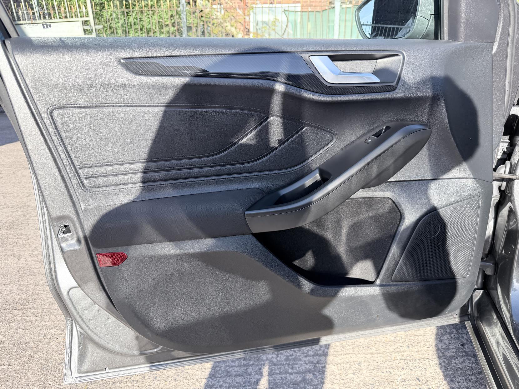 Ford Focus 1.5 EcoBlue ST-Line Estate 5dr Diesel Manual Euro 6 (s/s) (120 ps)